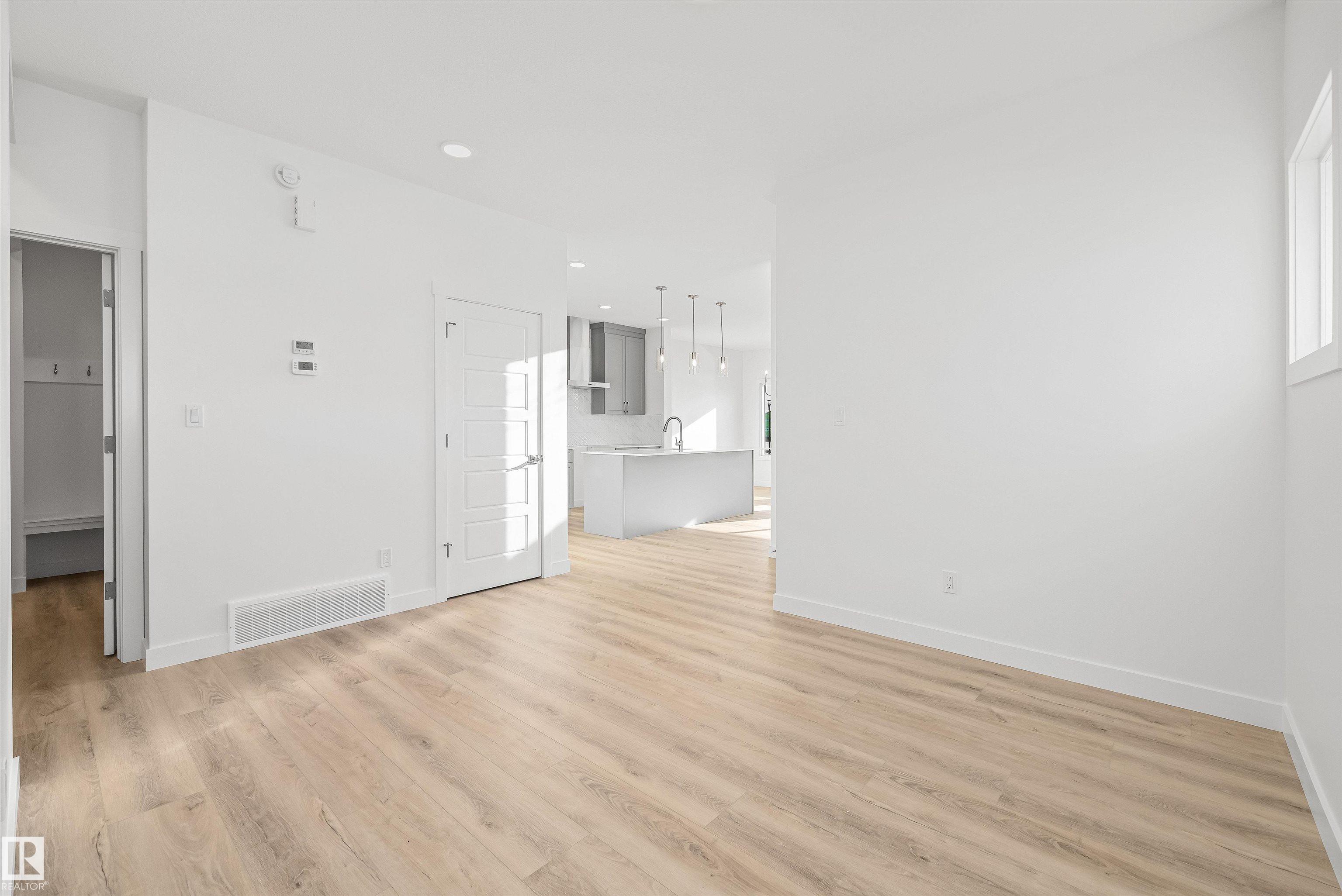 2804 191 Street NW, The Uplands, Edmonton