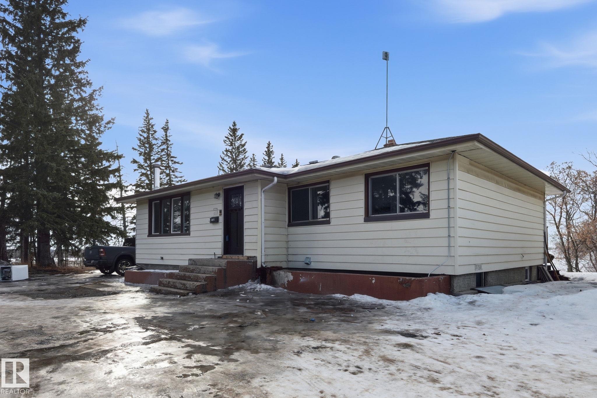51548 RGE ROAD 232 NE, Rural Strathcona County - $1,090,000