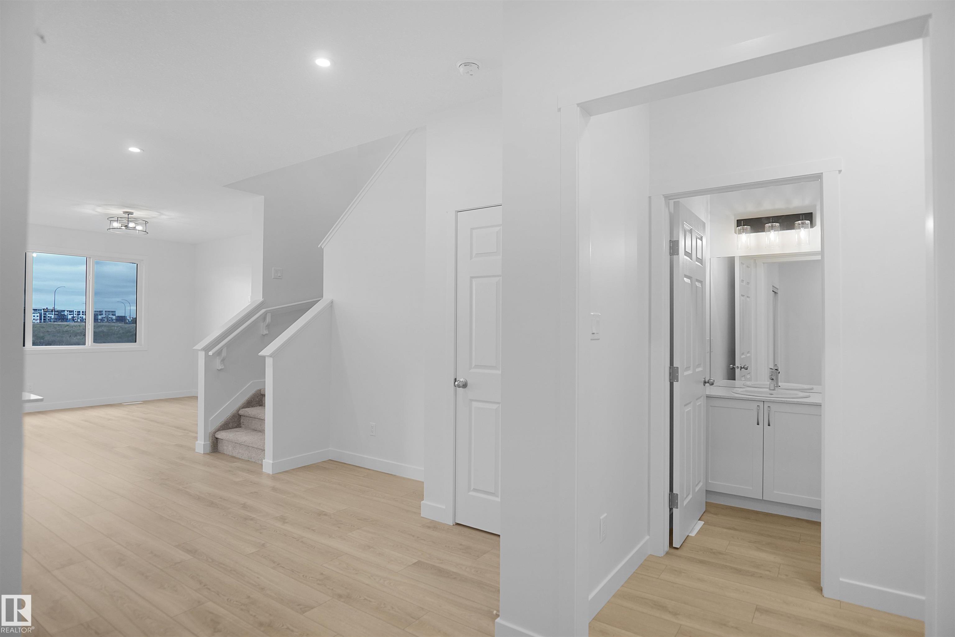 2266 194a Street NW, River's Edge, Edmonton