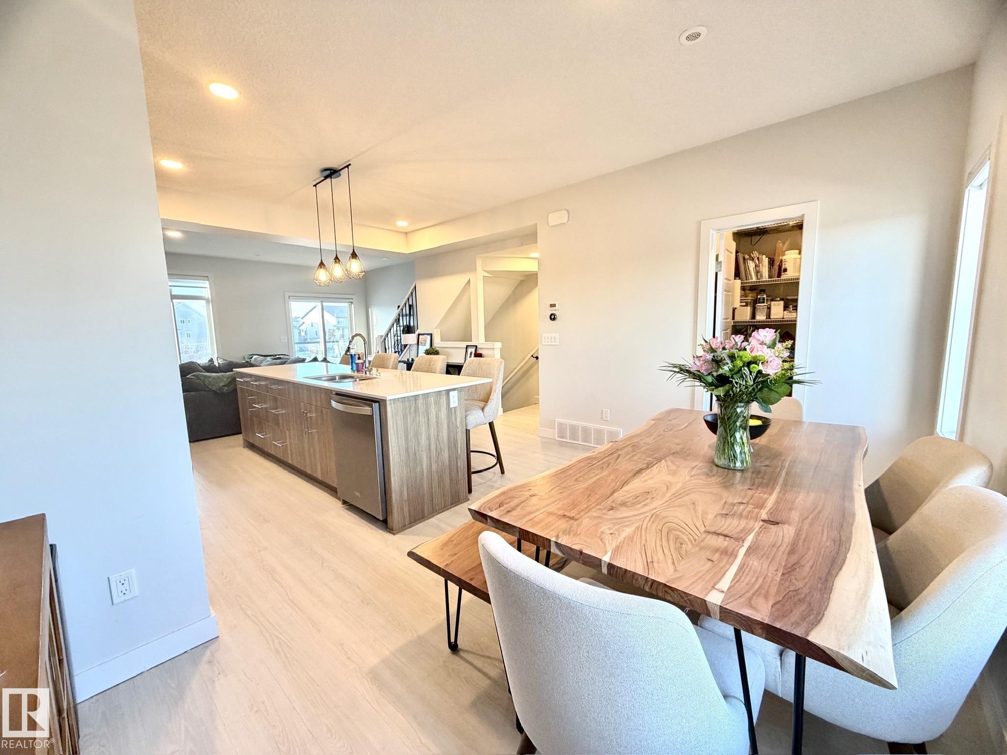 Photo 12 at 2 - 1010 Rabbit Hill Road SW, Glenridding Heights, Edmonton