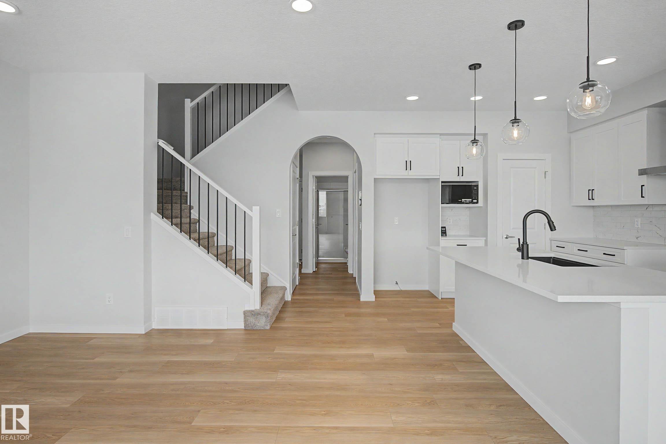 5433 Hawthorn Run