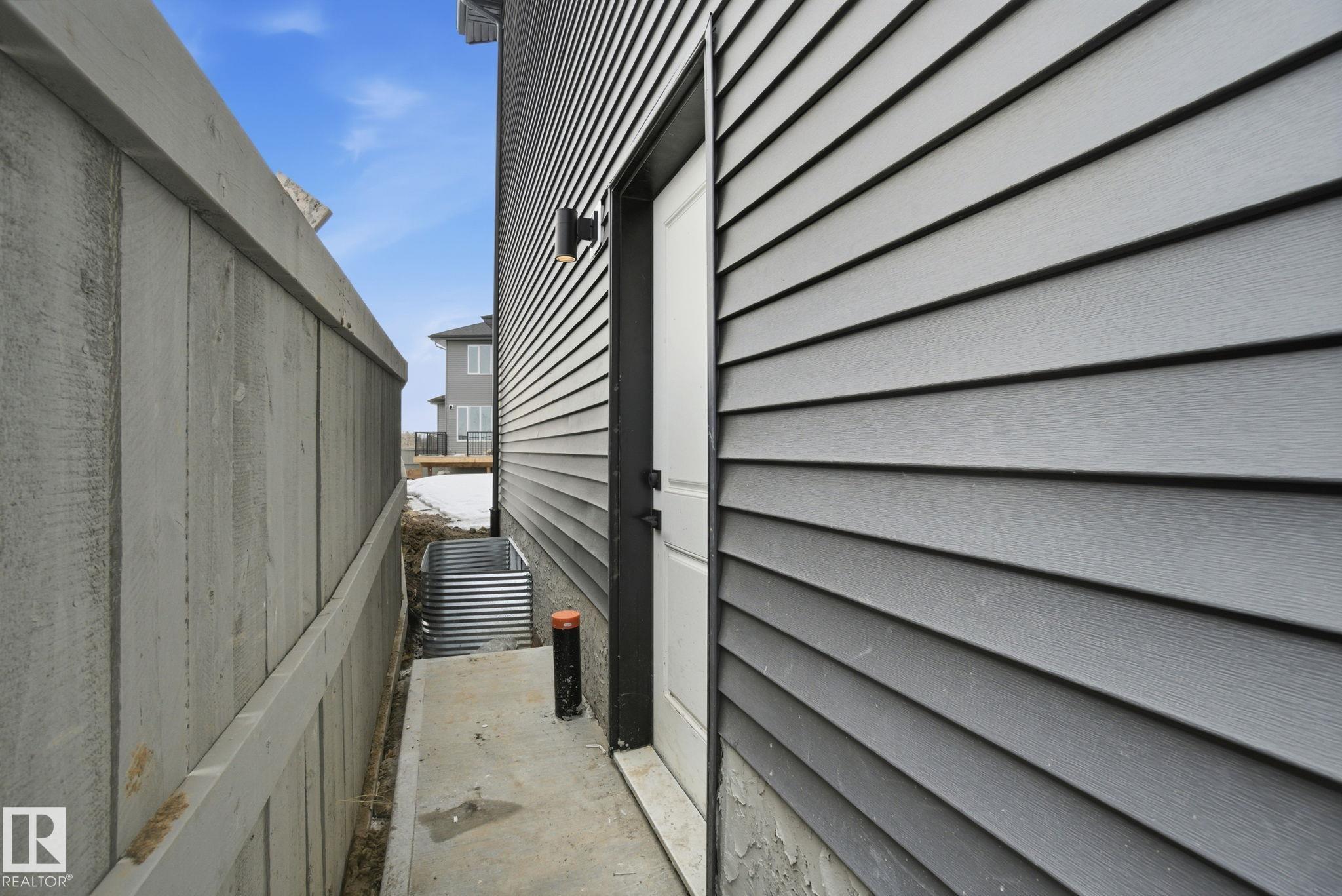 Photo 6 at 17108 2 Street NW, Marquis, Edmonton