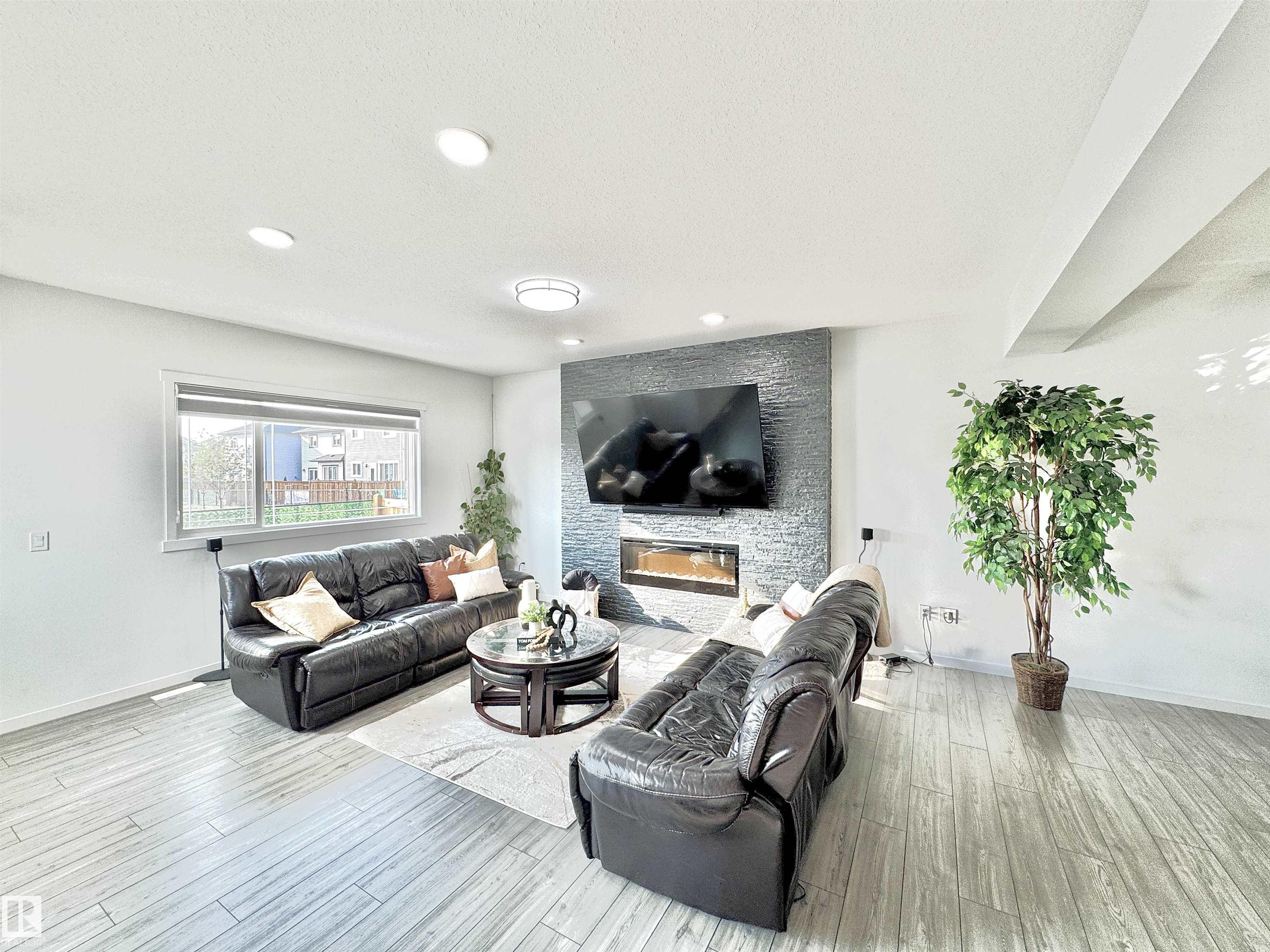 Photo 16 at 1636 14 Street NW, Aster, Edmonton