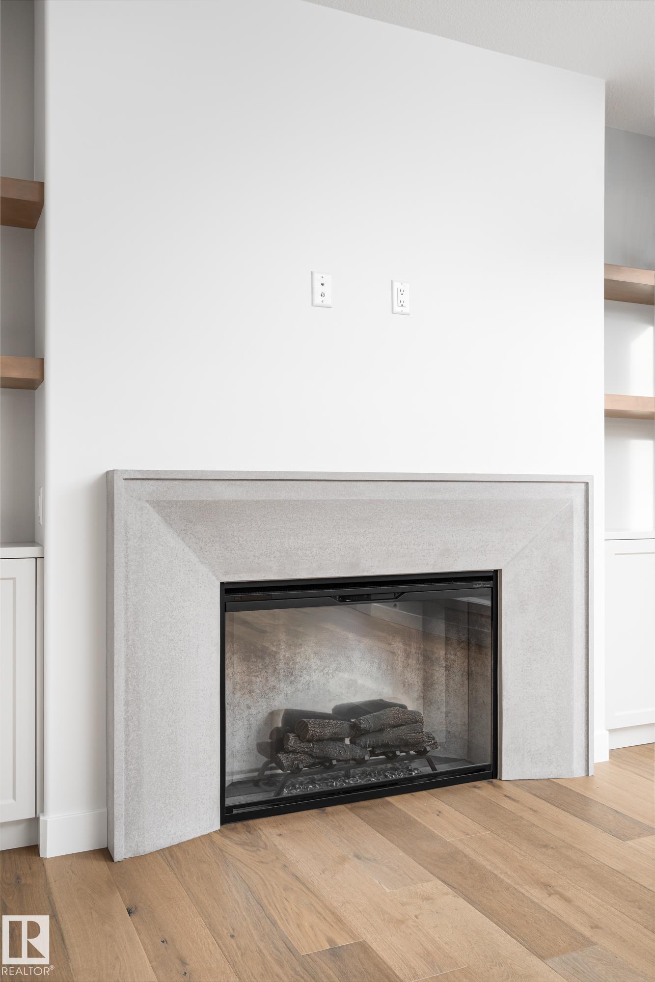 Photo 3 at 6884 Knox Loop SW, Keswick, Edmonton