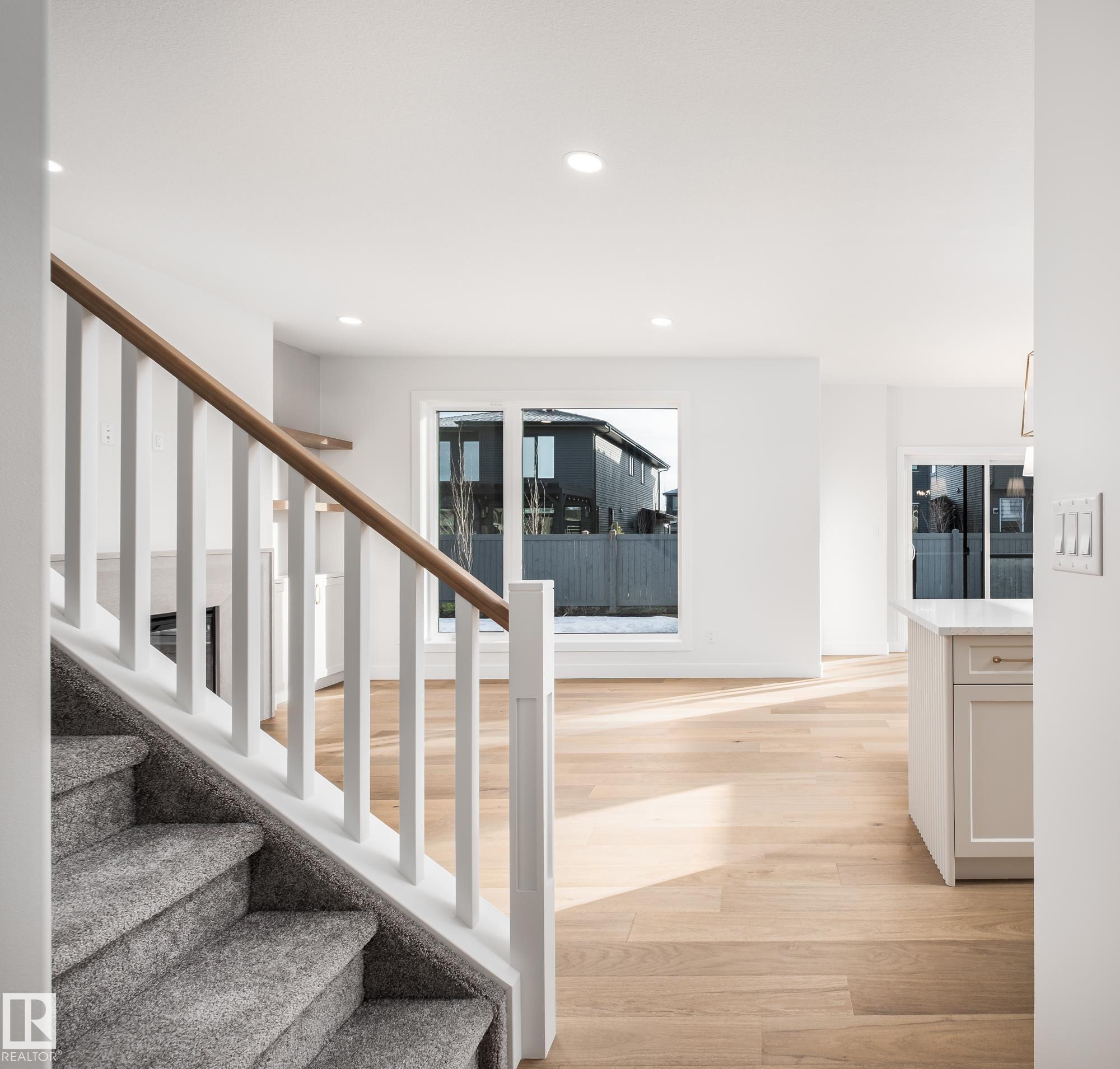 Photo 7 at 6884 Knox Loop SW, Keswick, Edmonton