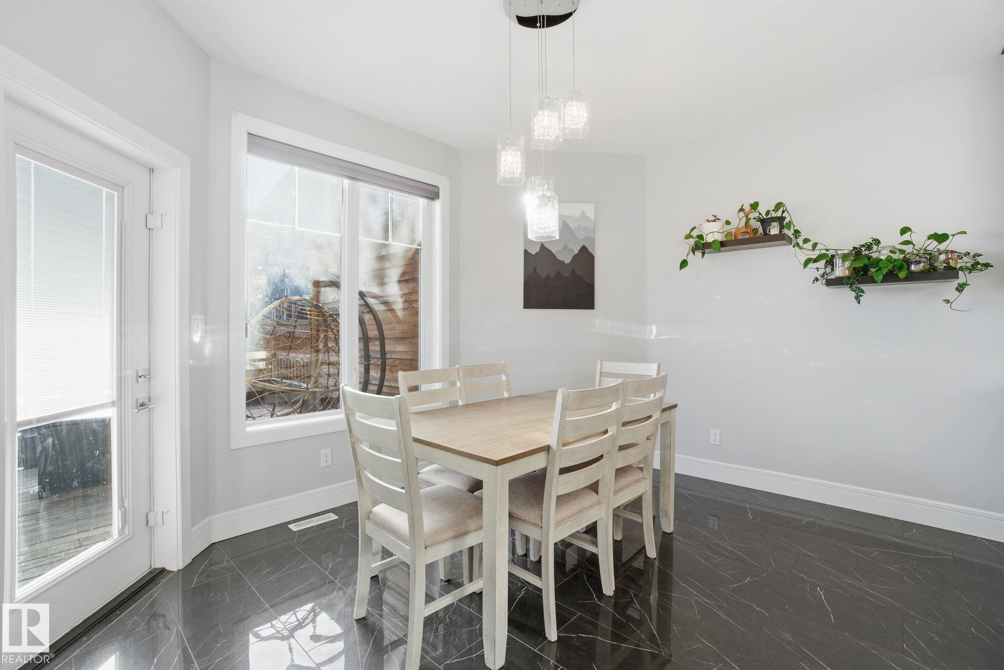 Photo 11 at 1333 Graydon Hill Way SW, Graydon Hill, Edmonton