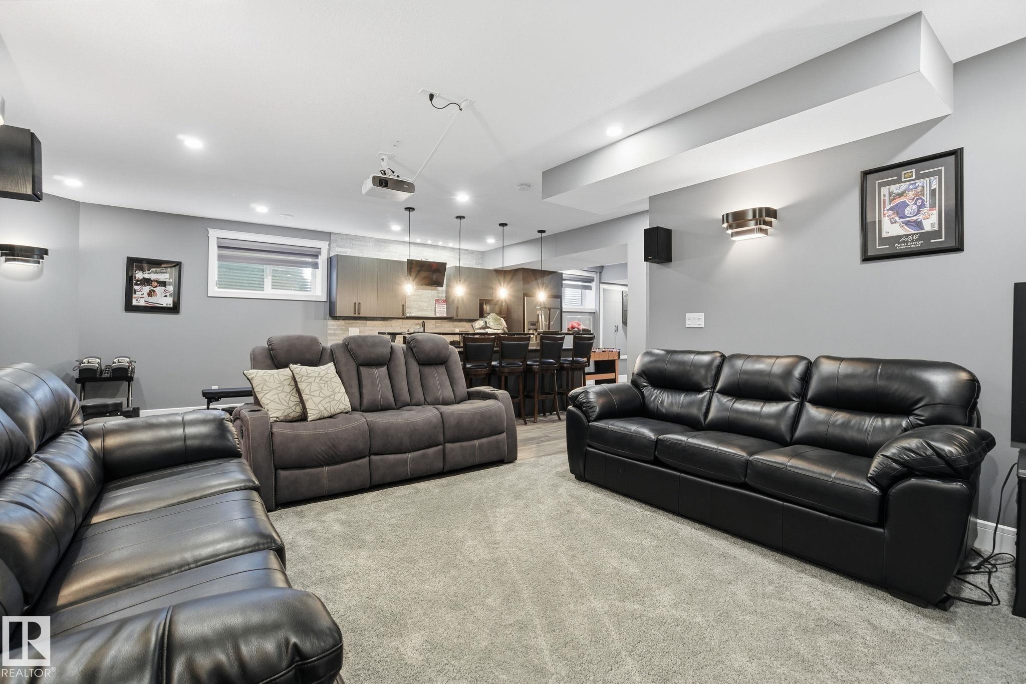 Photo 40 at 1333 Graydon Hill Way SW, Graydon Hill, Edmonton