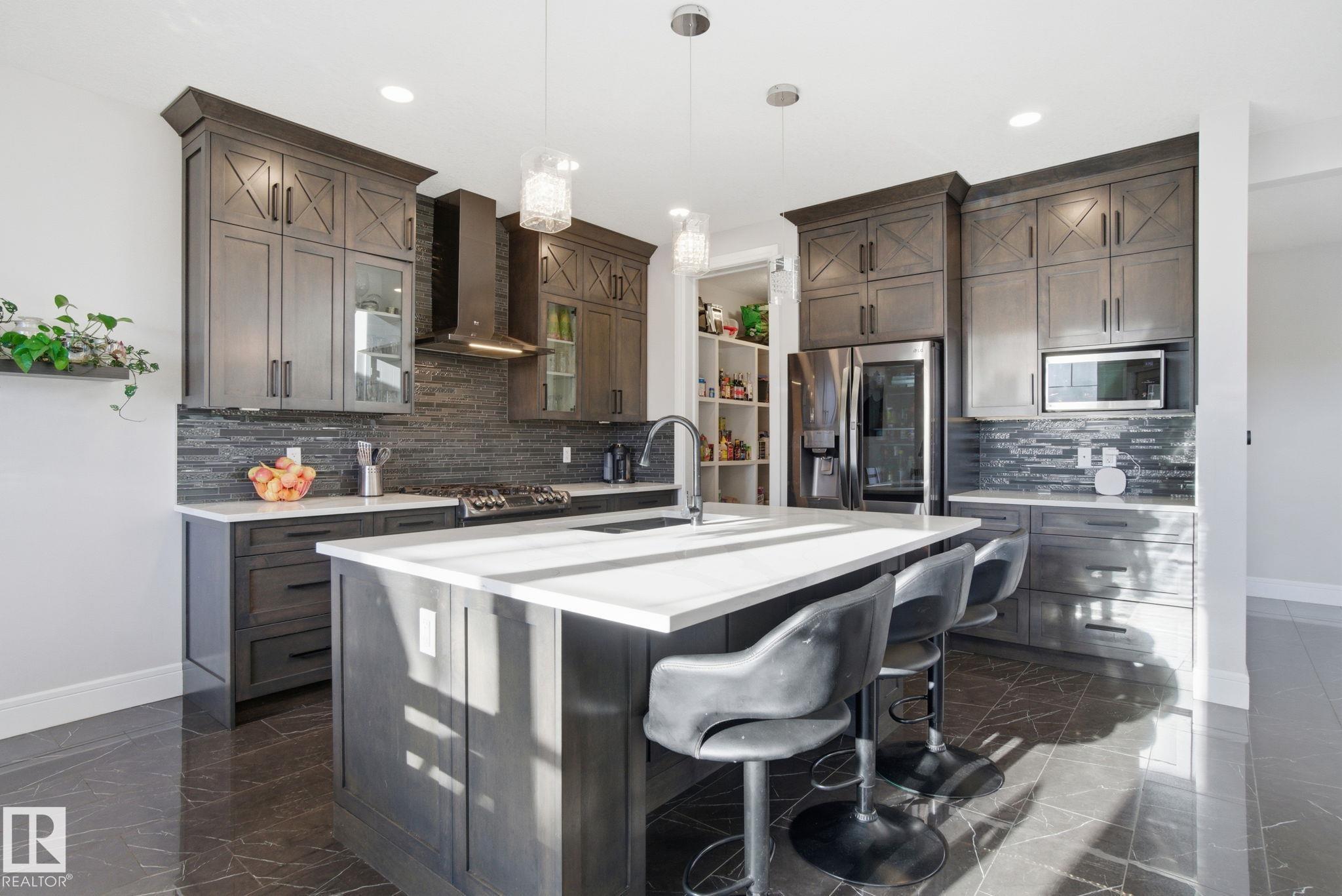 Photo 7 at 1333 Graydon Hill Way SW, Graydon Hill, Edmonton