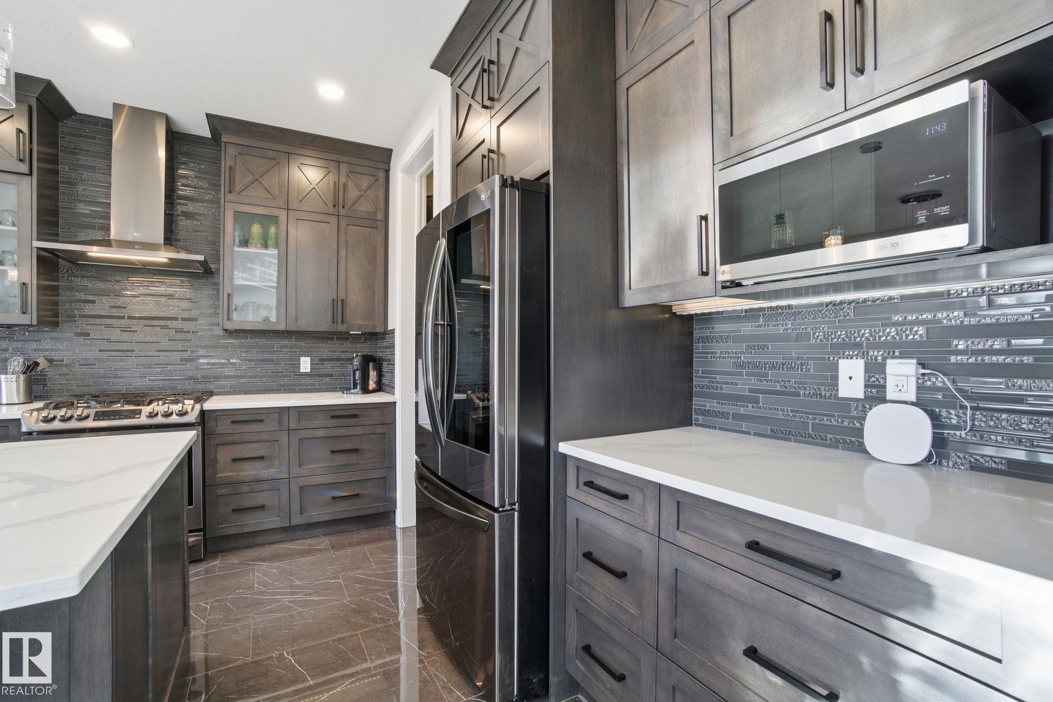 Photo 8 at 1333 Graydon Hill Way SW, Graydon Hill, Edmonton