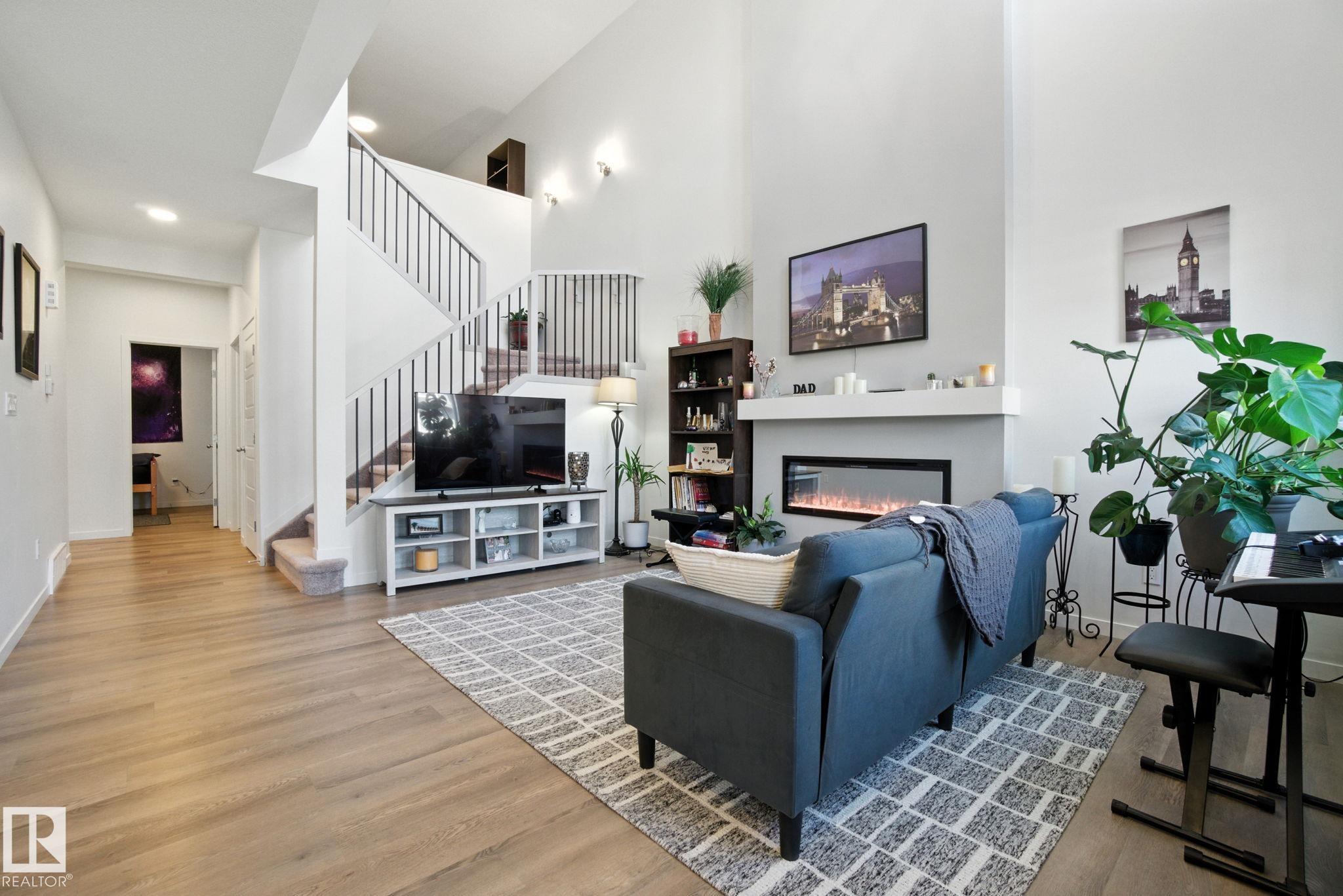 Photo 5 at 22 Kiwyck Link, Fenwyck, Spruce Grove