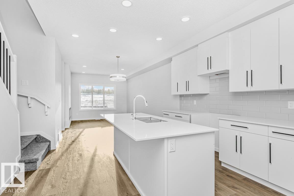 Picture for 4293 KINGLET DR NW