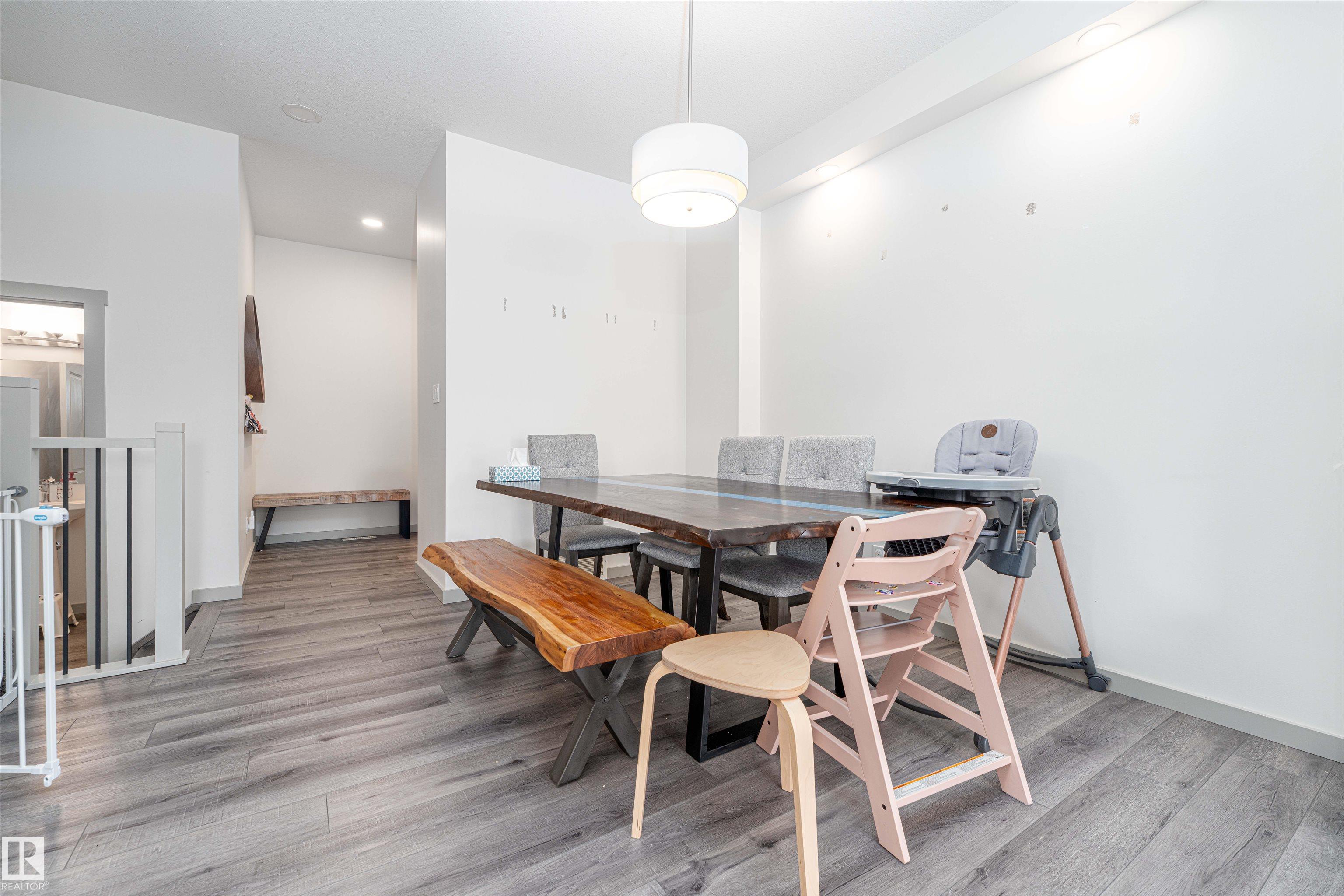 Photo 6 at 2330 Kelly Circle SW, Keswick, Edmonton