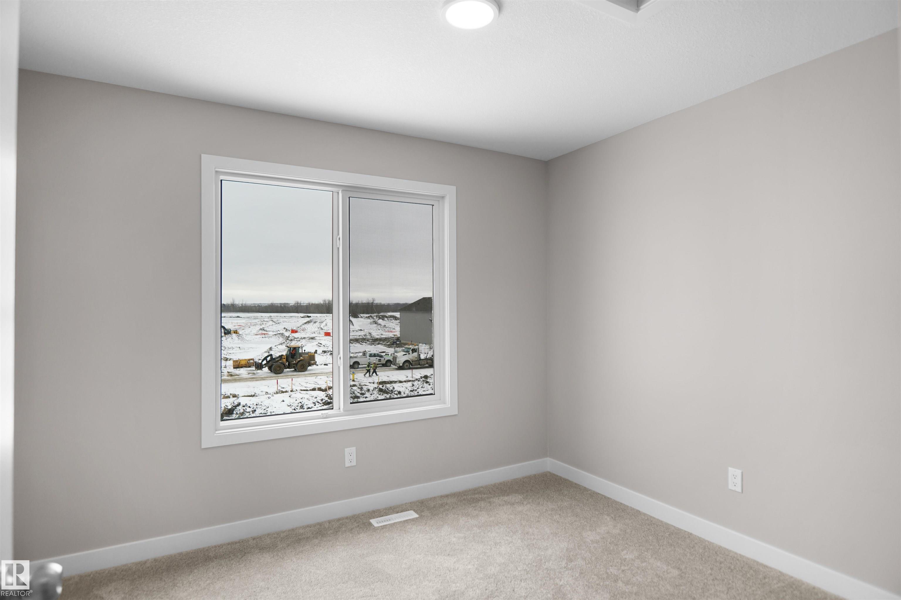 https://zimg.paragon.ice.com/ParagonImages/Property/PM/RAE/225385861/17/0/0/a67b704bf58040178fa4961598a4ae96/1/5e52ce48969bac14b38acc9391691bd0/225385861-a19e2611-d083-4d61-b2eb-1230a7bcb5e4.JPG