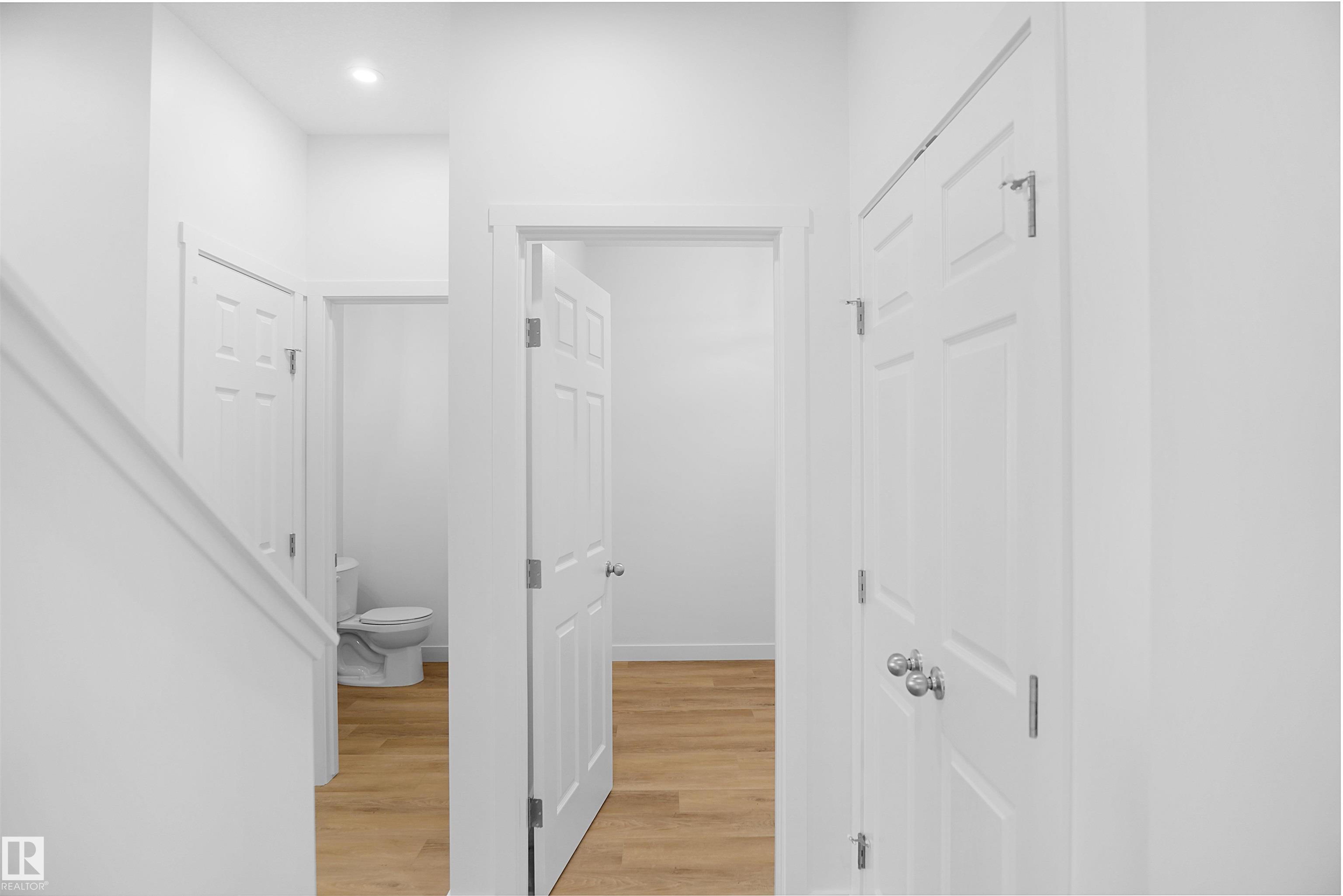 Picture for 12127 34 AV SW