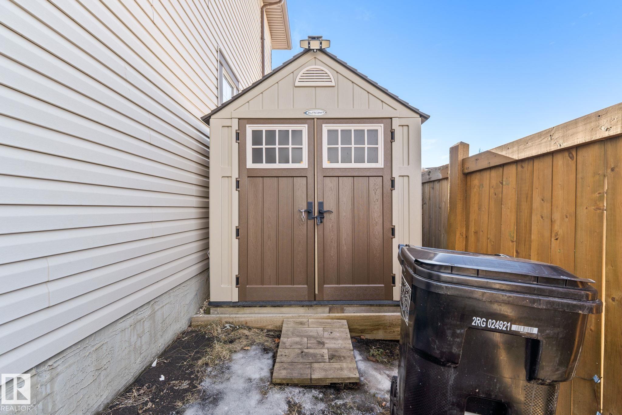 Photo 57 at 724 40 Avenue NW, Maple Crest, Edmonton