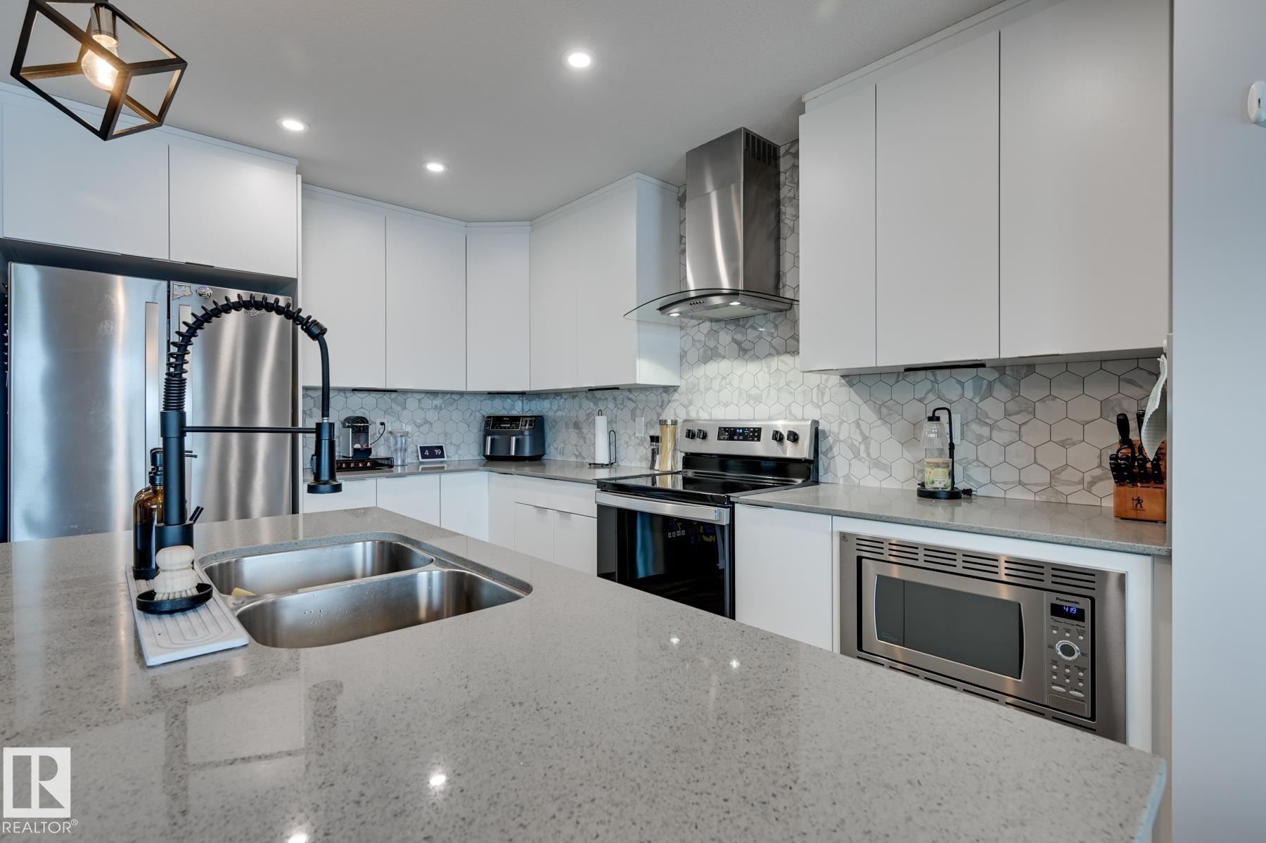 Photo 18 at 4 Caledon Crescent, Copperhaven, Spruce Grove