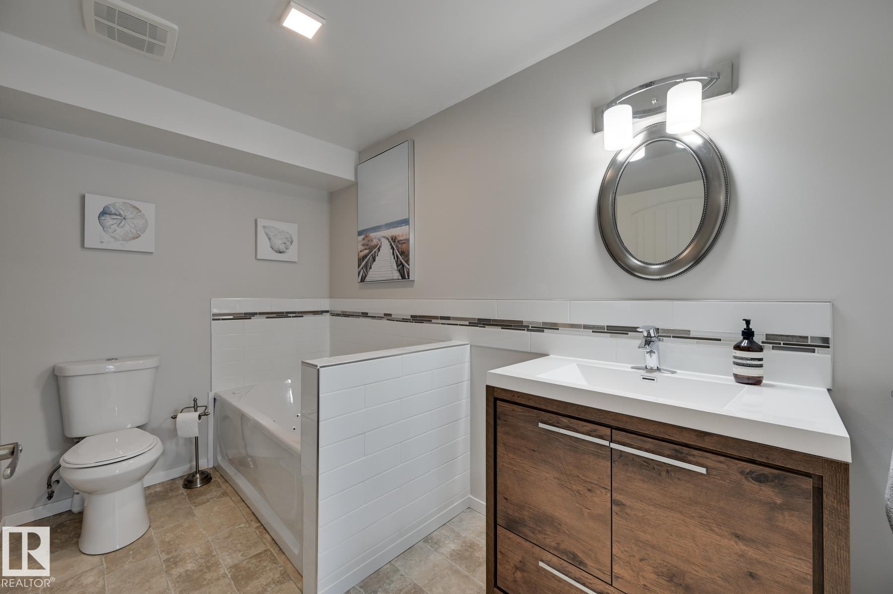 Photo 49 at 4 Caledon Crescent, Copperhaven, Spruce Grove