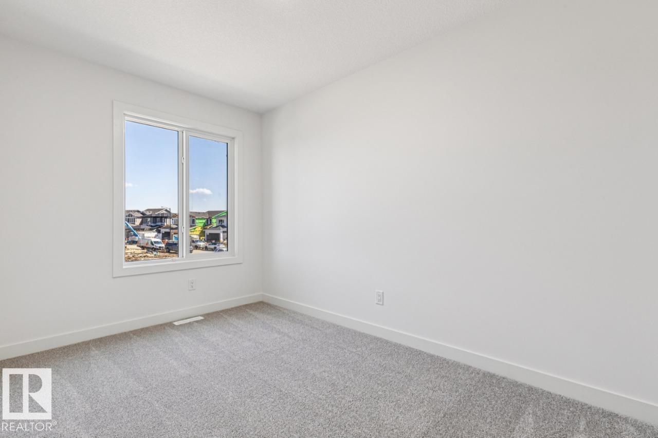 https://zimg.paragon.ice.com/ParagonImages/Property/PM/RAE/225385916/21/0/0/b559cdc606e4a11e7d2badfdb360b5be/1/059a72a24dcabb873207686f62a5aaea/225385916-02520742-f3b1-4ba0-900d-7c66ed6ce6a7.JPG