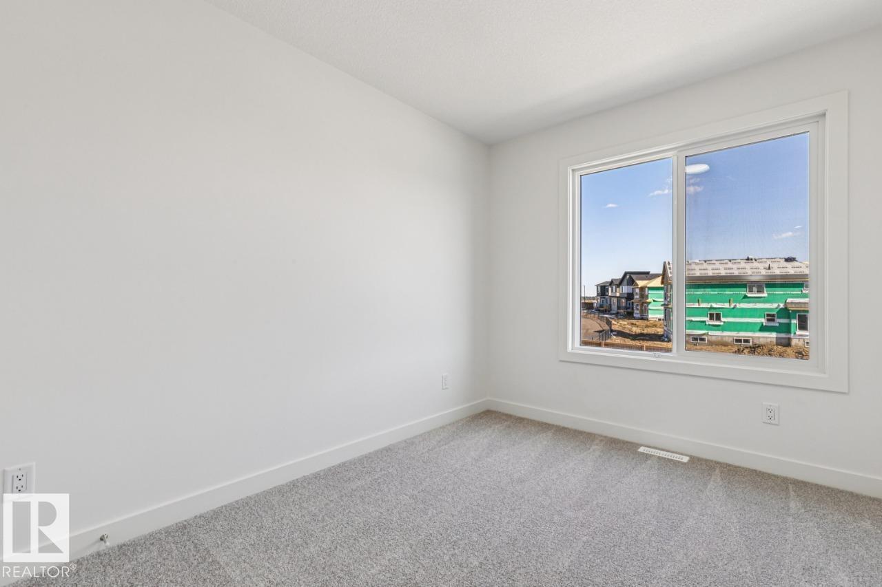 https://zimg.paragon.ice.com/ParagonImages/Property/PM/RAE/225385916/23/0/0/4273e29c7c405fe4ca75c76c3cbe070c/1/059a72a24dcabb873207686f62a5aaea/225385916-ad3e3495-292c-4ce6-8fde-4eaabd25b4d8.JPG