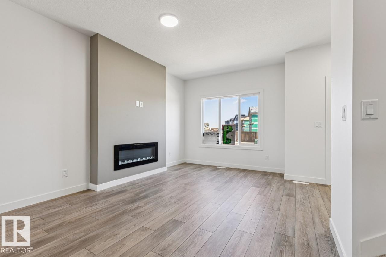 https://zimg.paragon.ice.com/ParagonImages/Property/PM/RAE/225385916/7/0/0/529247c1785aec315eeefb3f4a0bf43f/1/059a72a24dcabb873207686f62a5aaea/225385916-5811bb54-9c79-497e-aa02-8e277a9d2c14.JPG