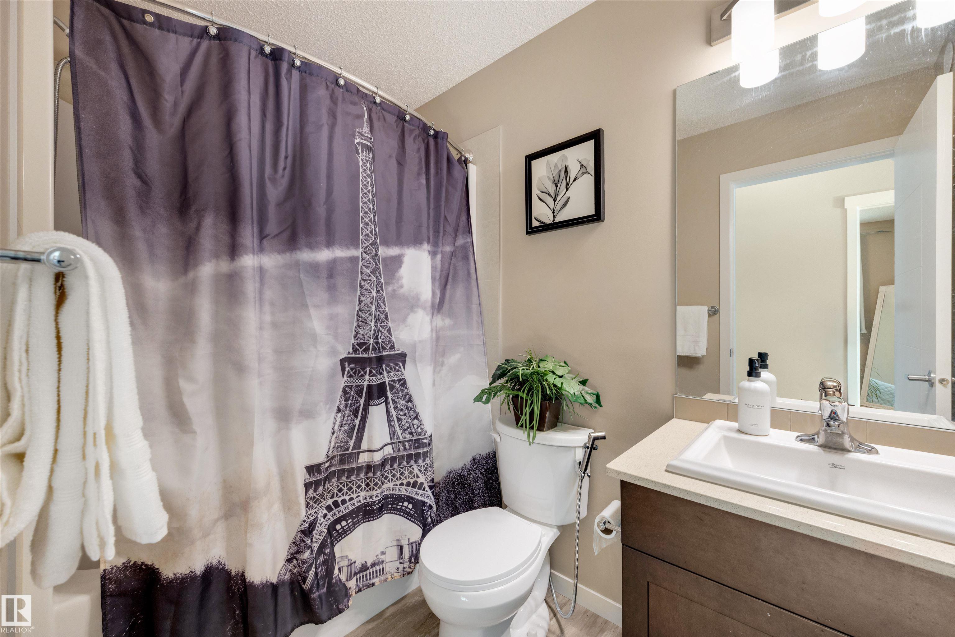 Photo 23 at 1426 26 Avenue NW, Tamarack, Edmonton