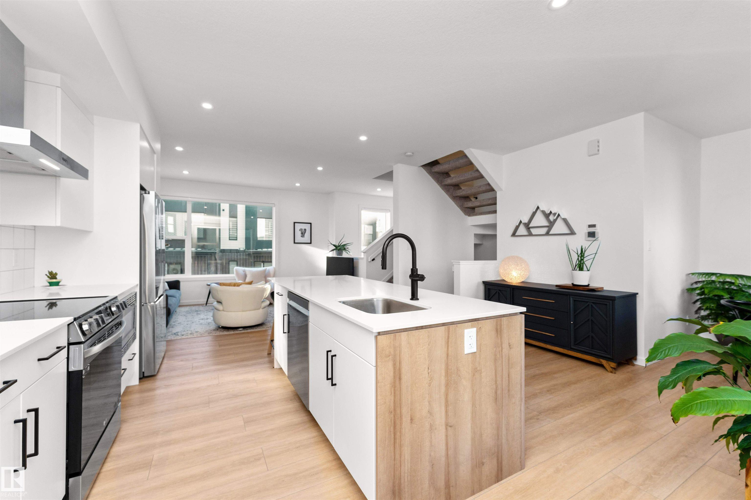 Photo 9 at 56 - 5 Rondeau Drive, South Riel, St. Albert