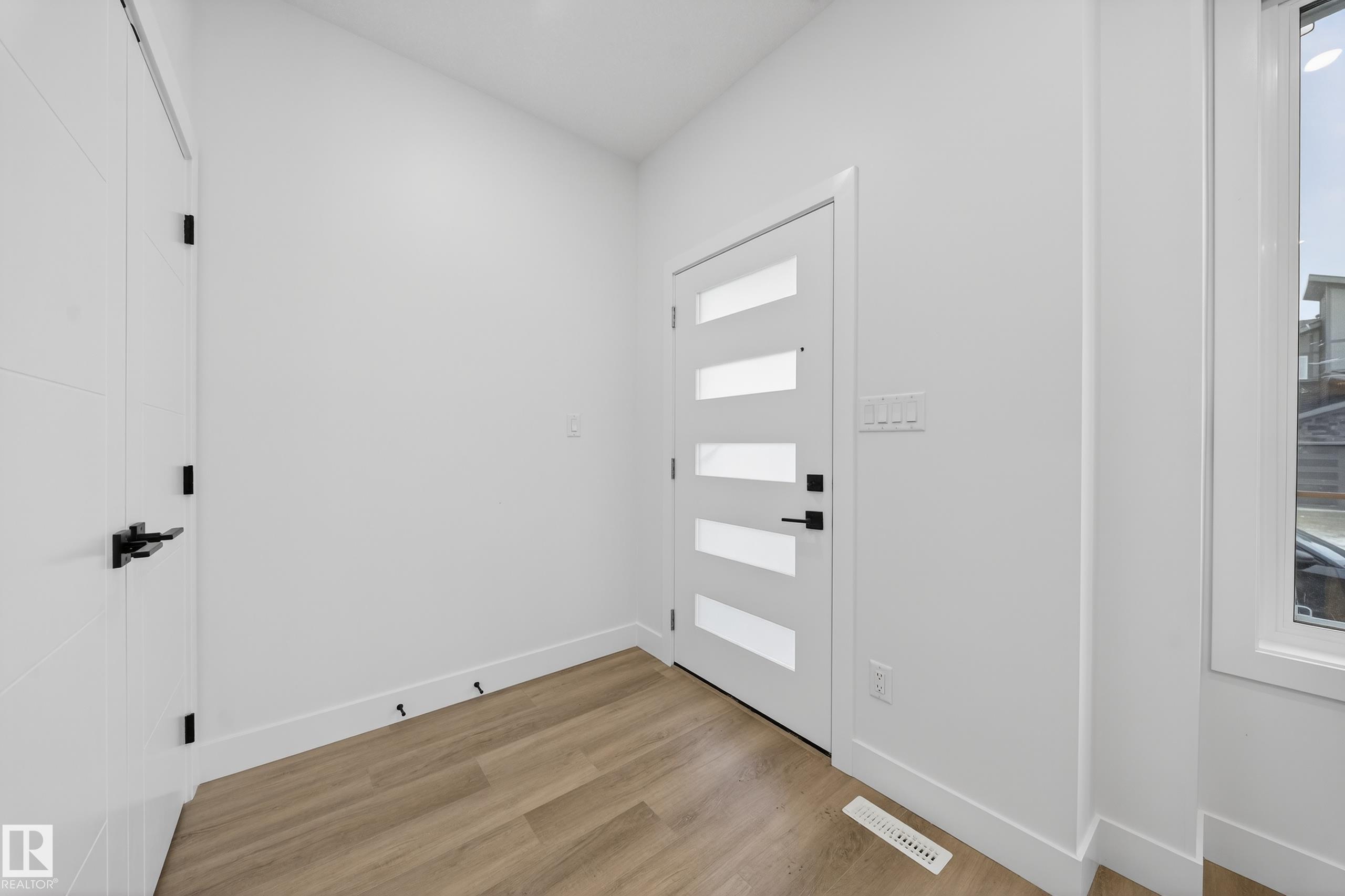 Photo 10 at 436 Crystal Creek Link, Crystal Creek, Leduc