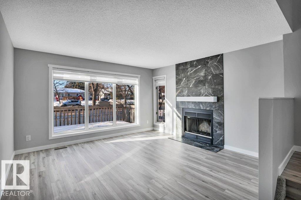 2 - 35 Garden Road, Grandin, St. Albert