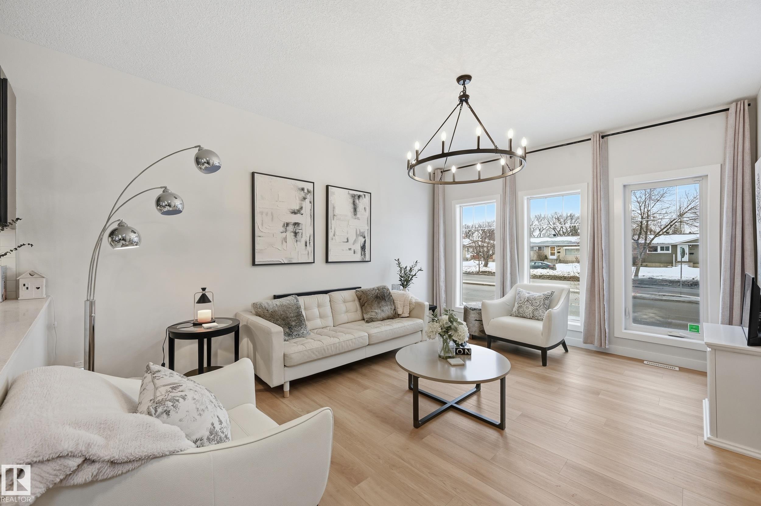 Photo 6 at 10736 149 Street NW, High Park, Edmonton