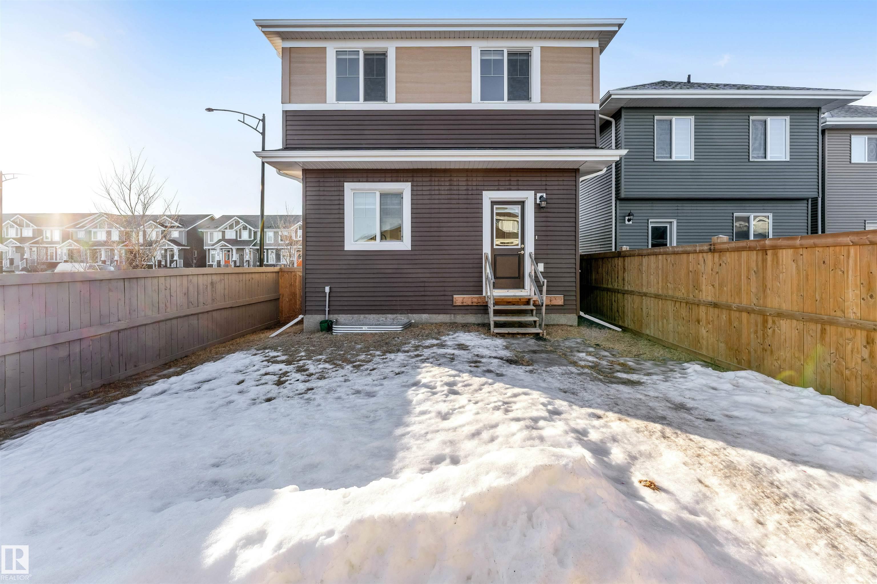 Photo 5 at 560 Glenridding Ravine Drive SW, Glenridding Ravine, Edmonton