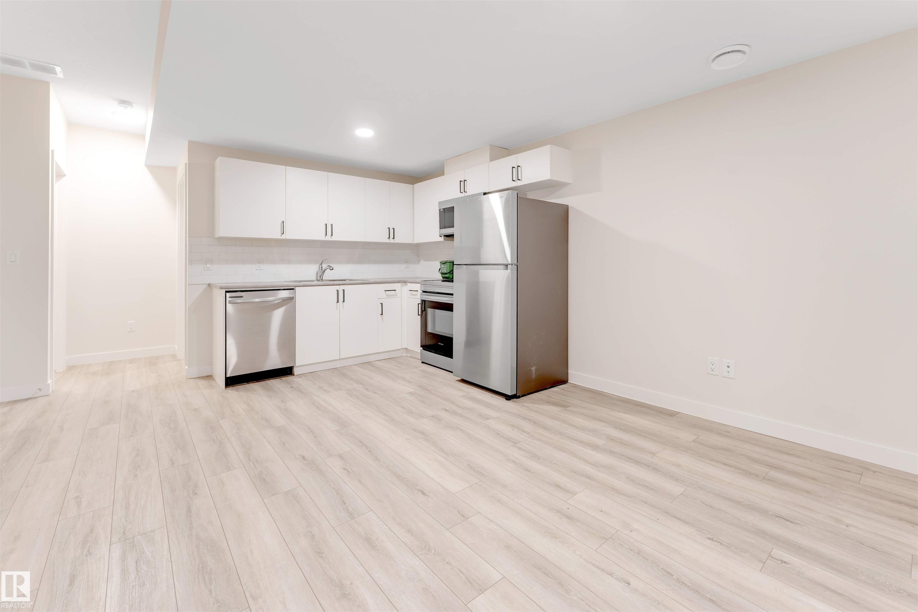 Photo 43 at 560 Glenridding Ravine Drive SW, Glenridding Ravine, Edmonton