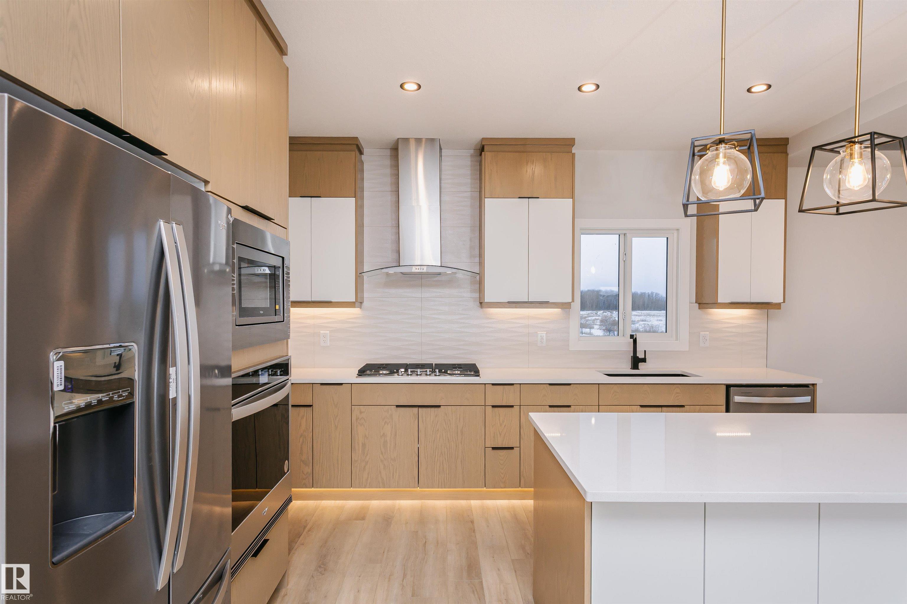 Photo 20 at 162 Edgewater Circle, Southfork, Leduc