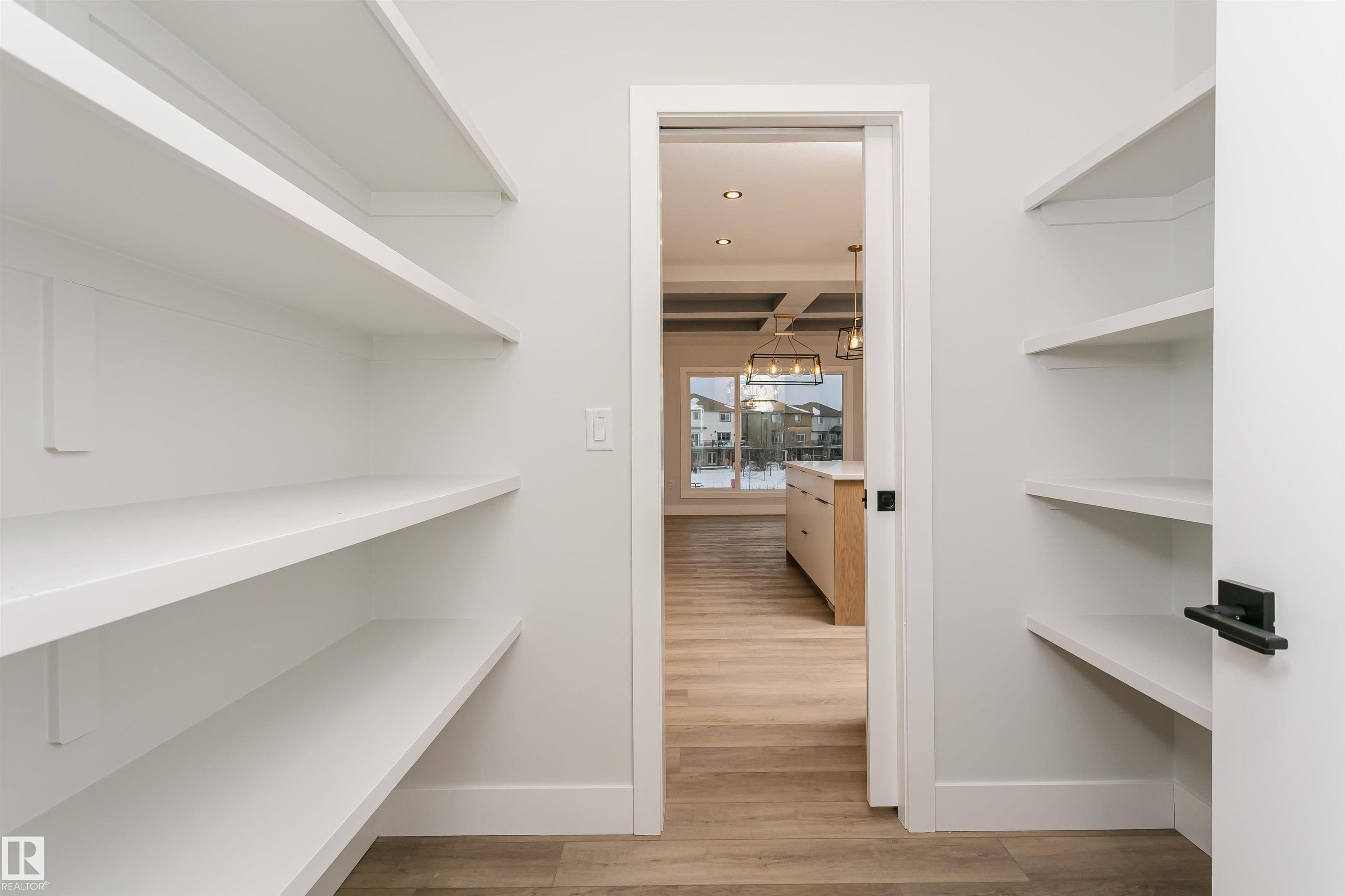 Photo 27 at 162 Edgewater Circle, Southfork, Leduc