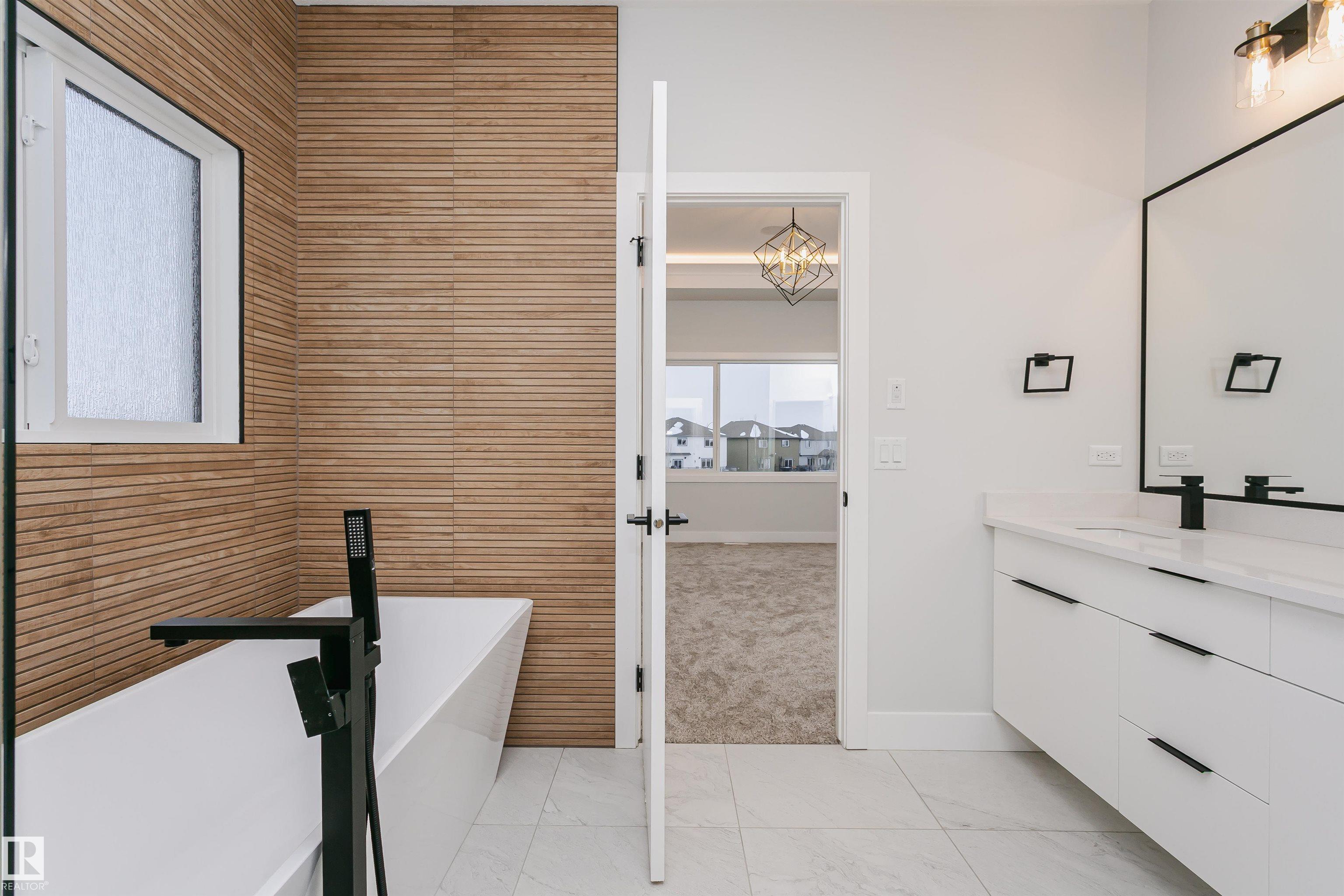 Photo 40 at 162 Edgewater Circle, Southfork, Leduc