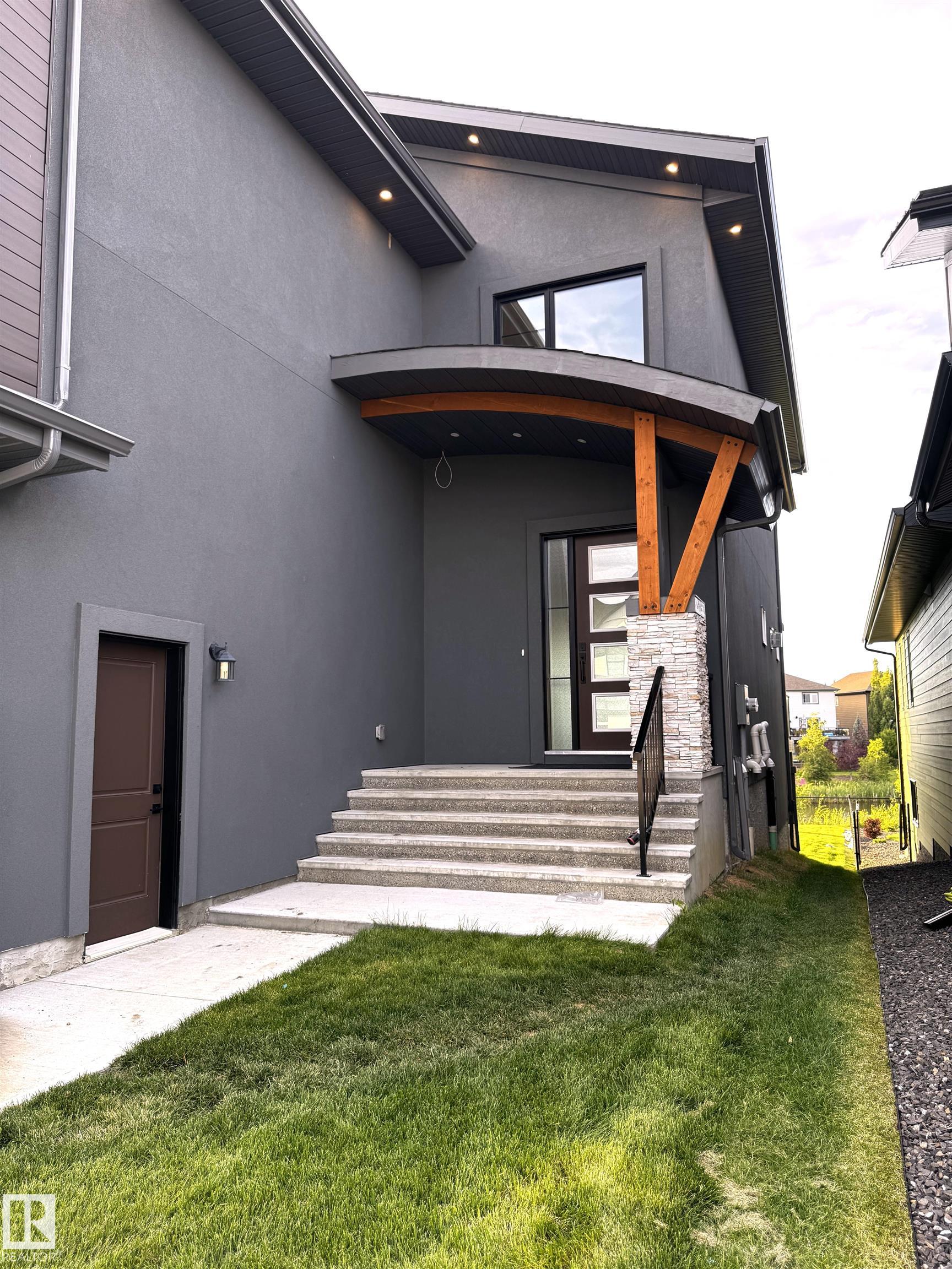 Photo 5 at 162 Edgewater Circle, Southfork, Leduc