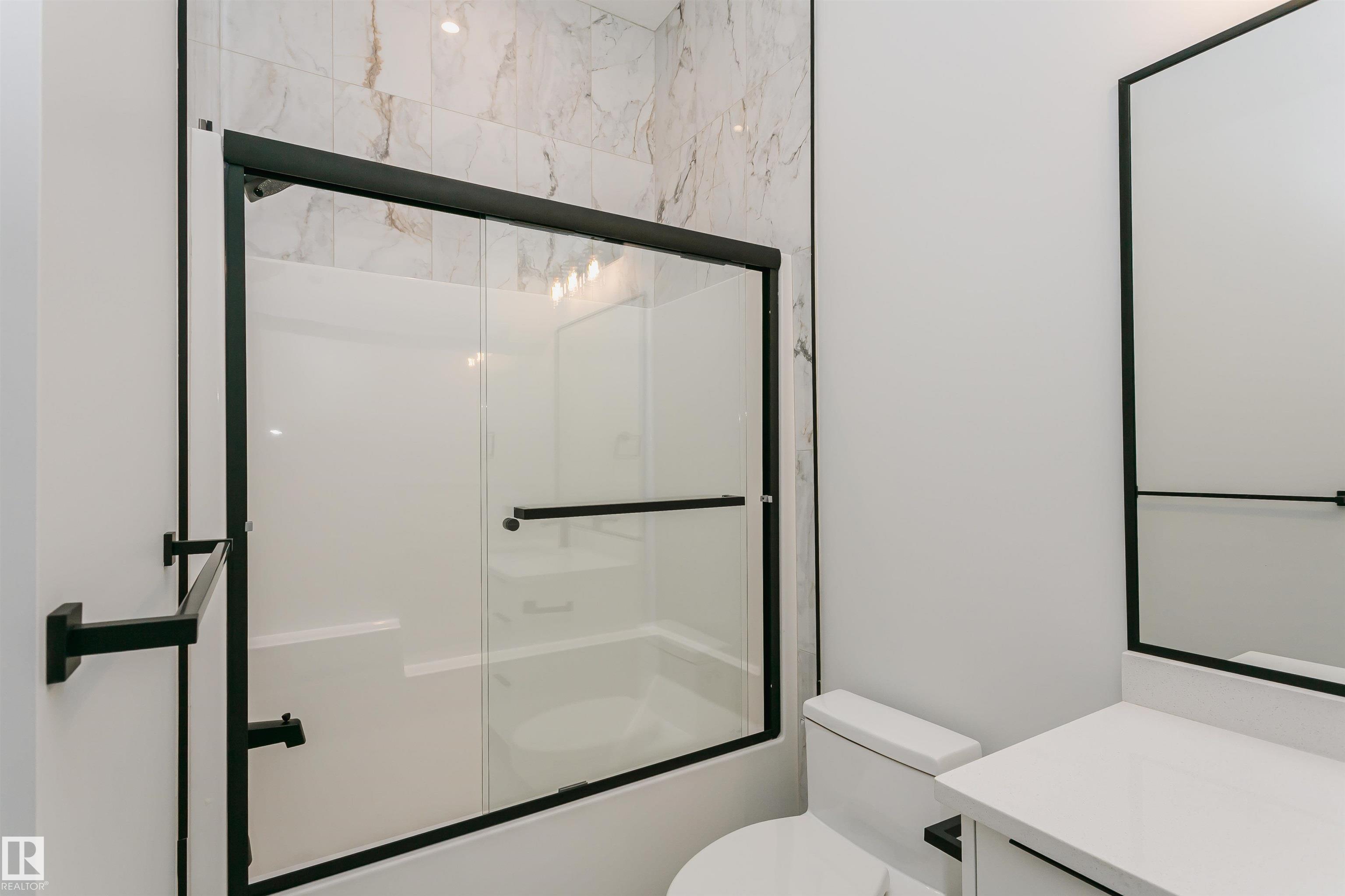 Photo 46 at 162 Edgewater Circle, Southfork, Leduc