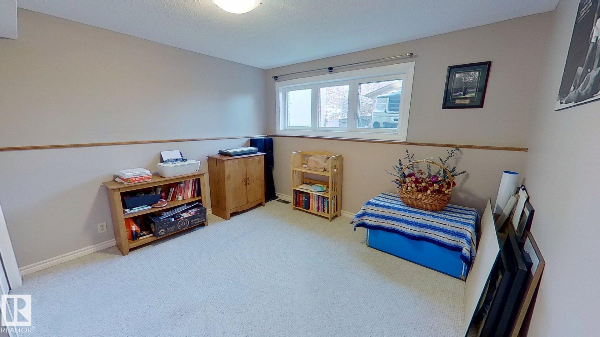 Photo 20 at 7515 10 Avenue NW, Menisa, Edmonton