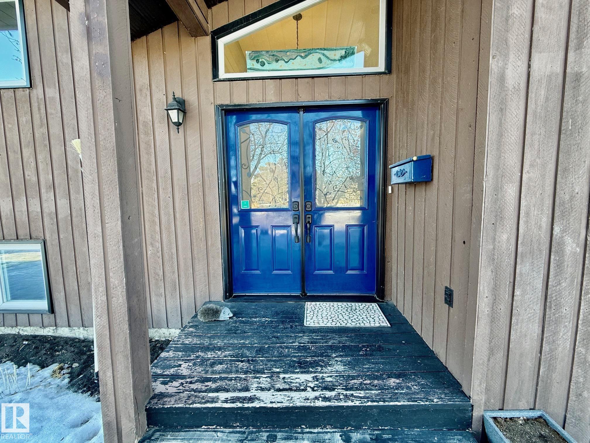 Photo 3 at 7515 10 Avenue NW, Menisa, Edmonton