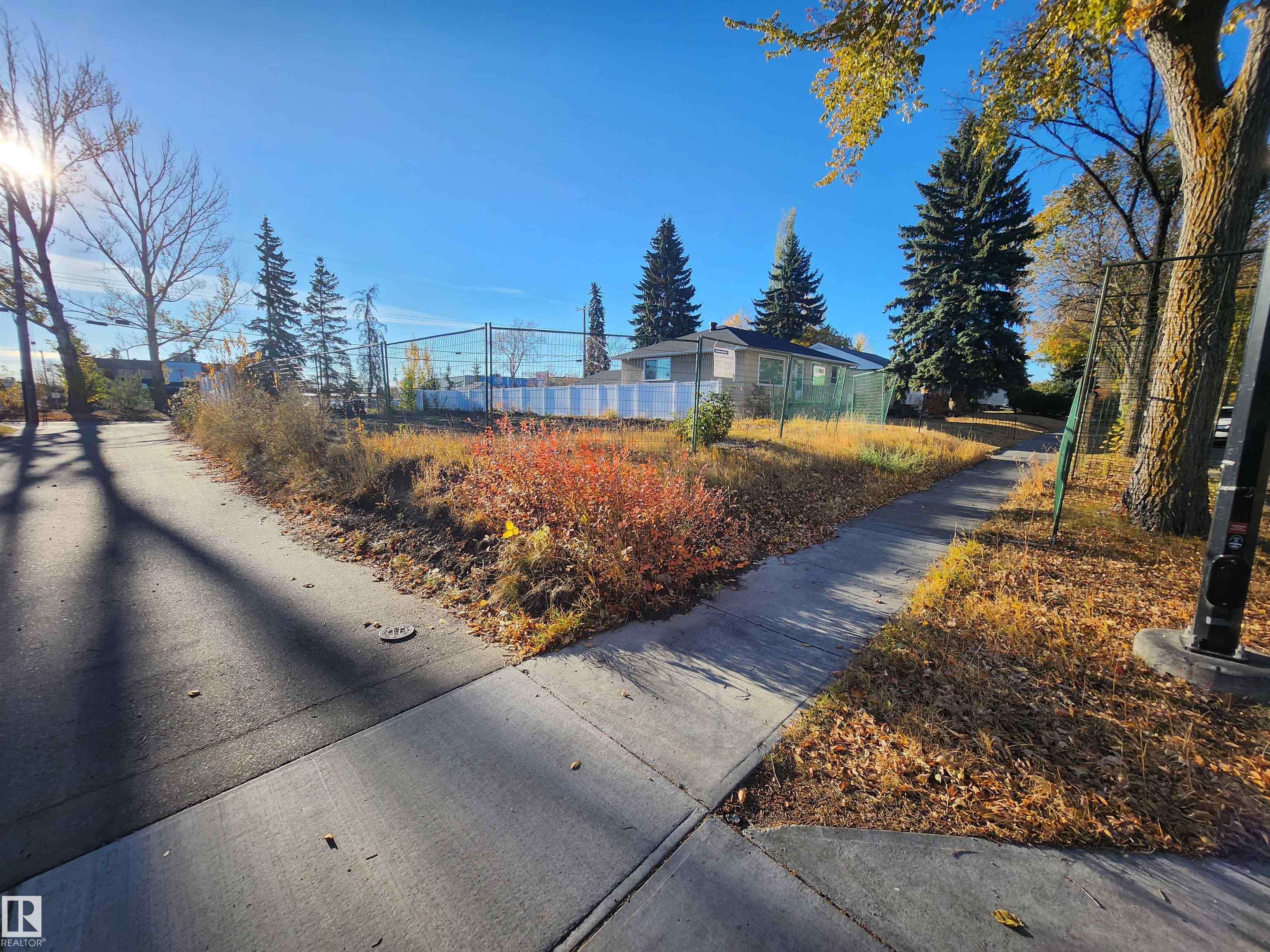 Picture for 8419 64 Ave NW