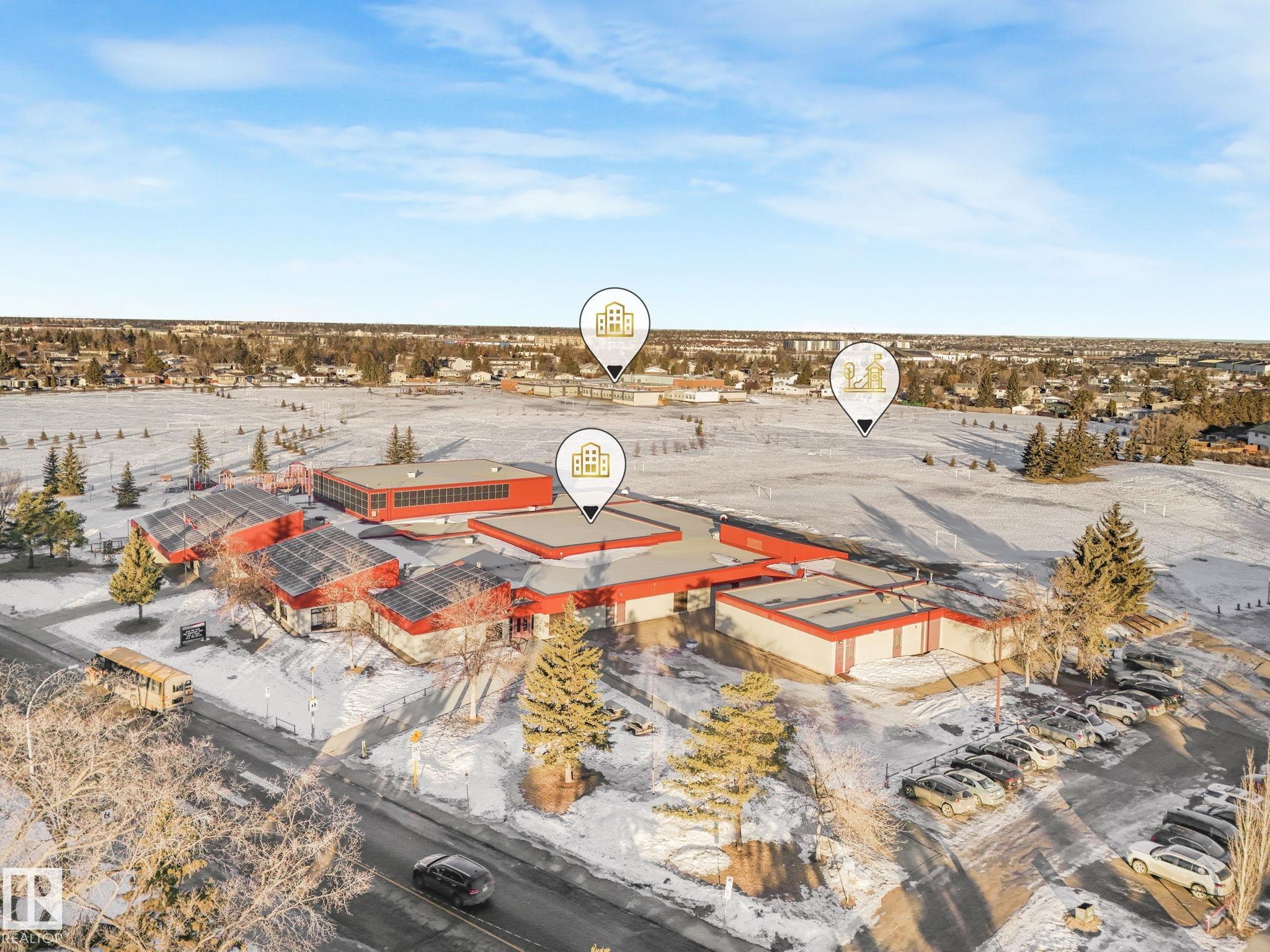 Photo 13 at 2625 135 Avenue NW, Kernohan, Edmonton