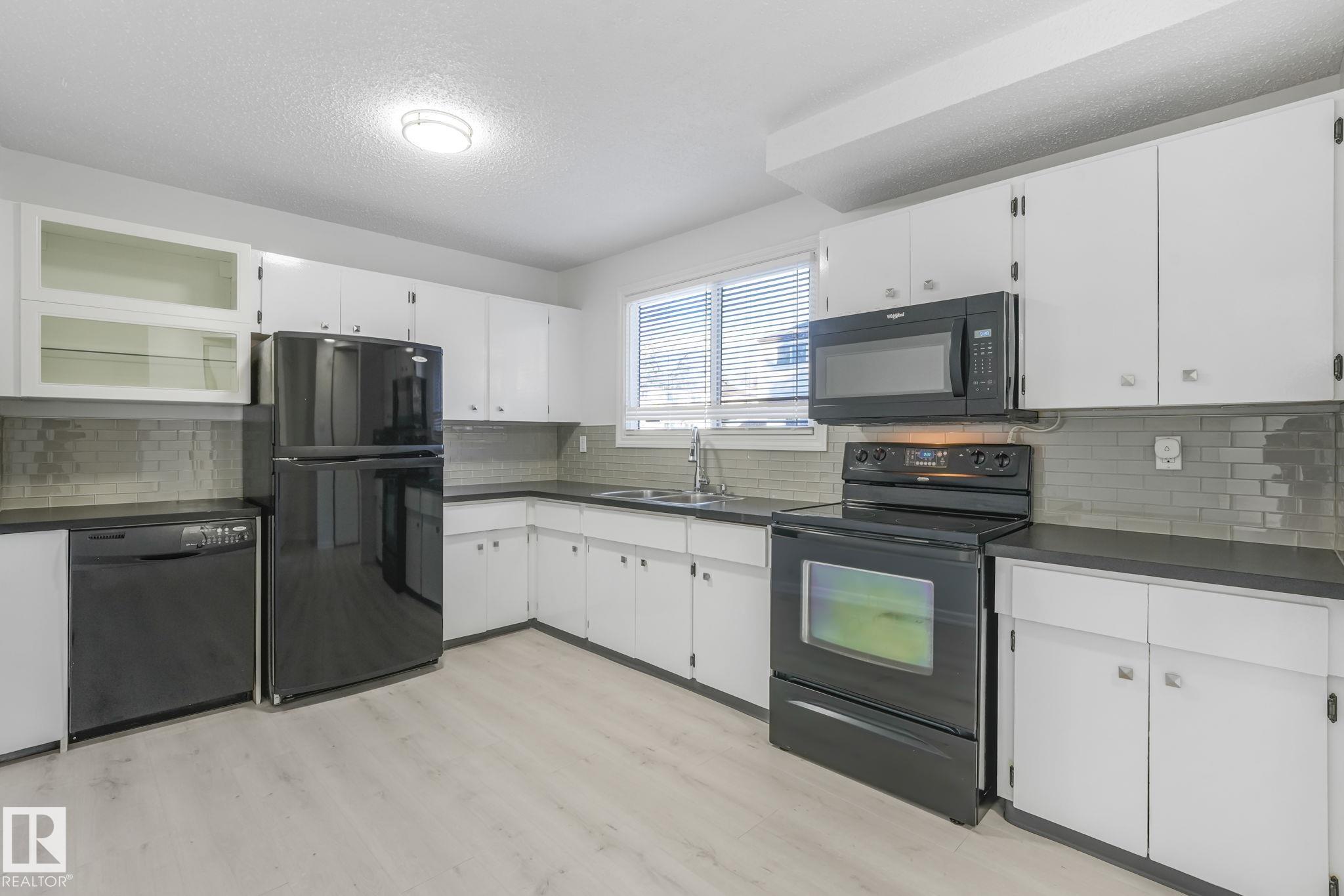 Photo 21 at 2625 135 Avenue NW, Kernohan, Edmonton