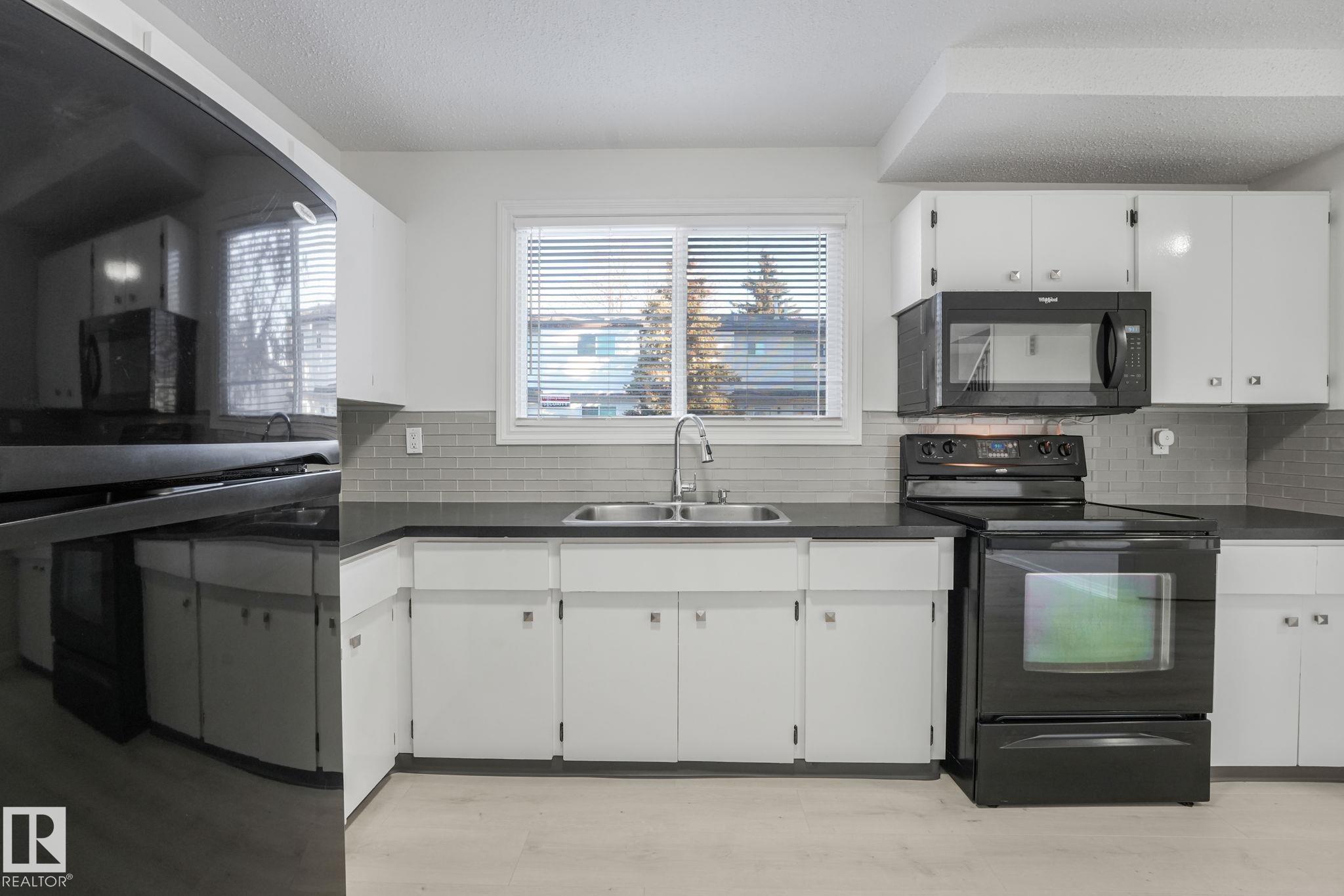 Photo 26 at 2625 135 Avenue NW, Kernohan, Edmonton