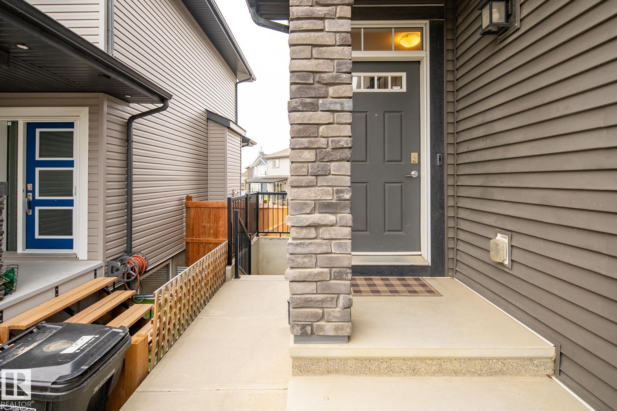 Picture for 5404 22 AV SW