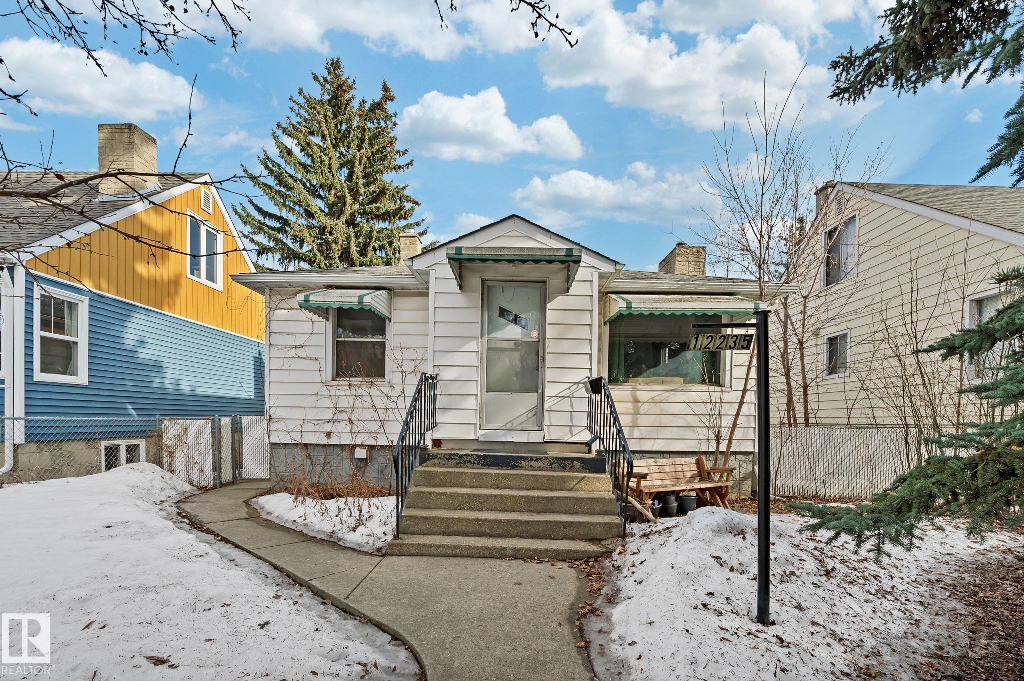 Picture for 12235 104 ST NW