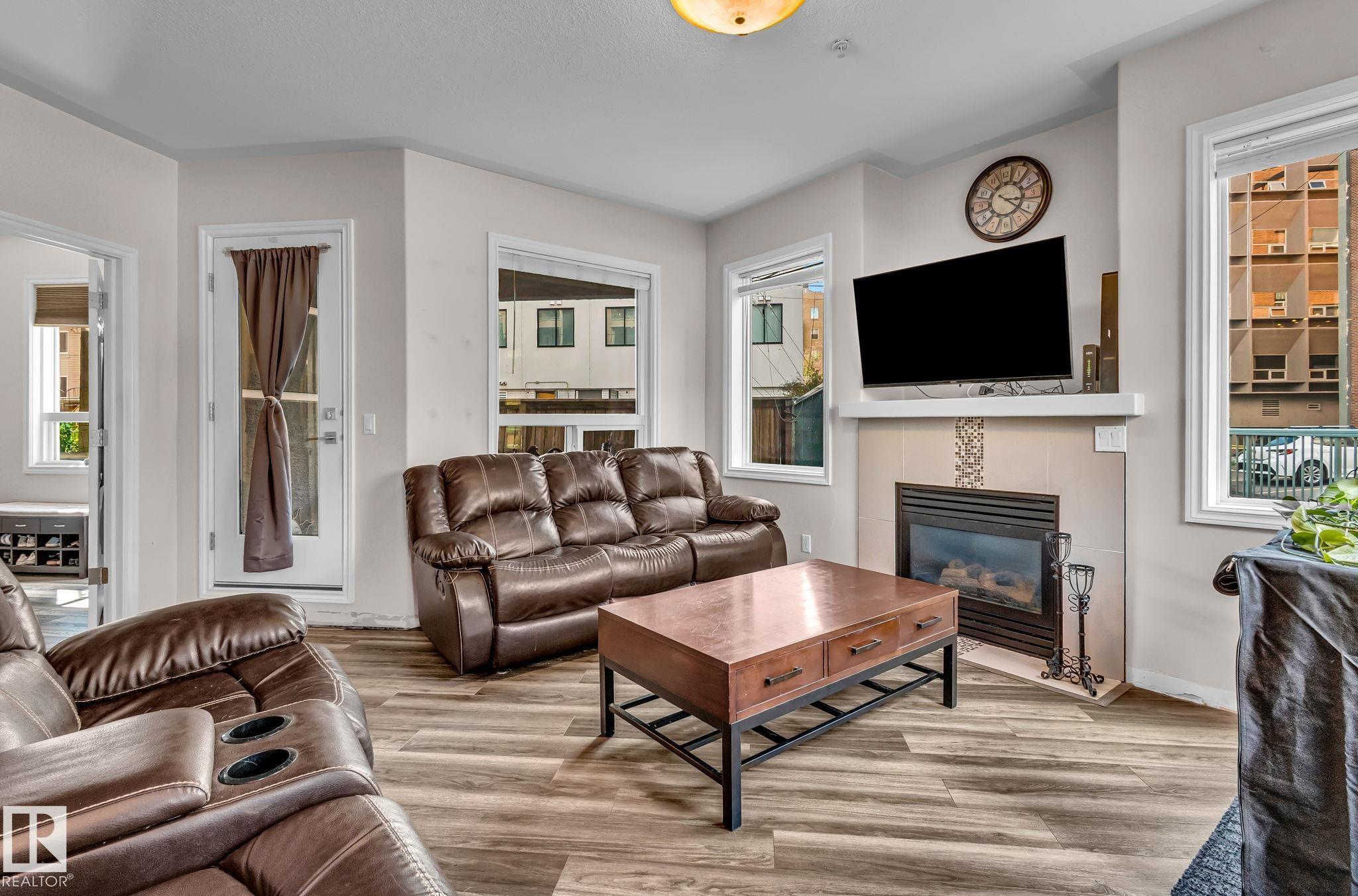 104 - 10046 110 Street NW, Wîhkwêntôwin, Edmonton