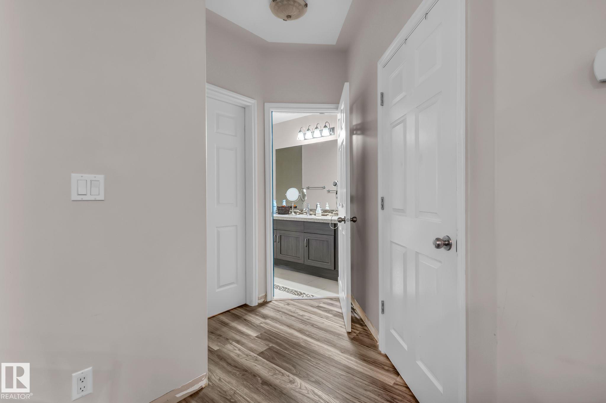 Photo 6 at 104 - 10046 110 Street NW, Wîhkwêntôwin, Edmonton