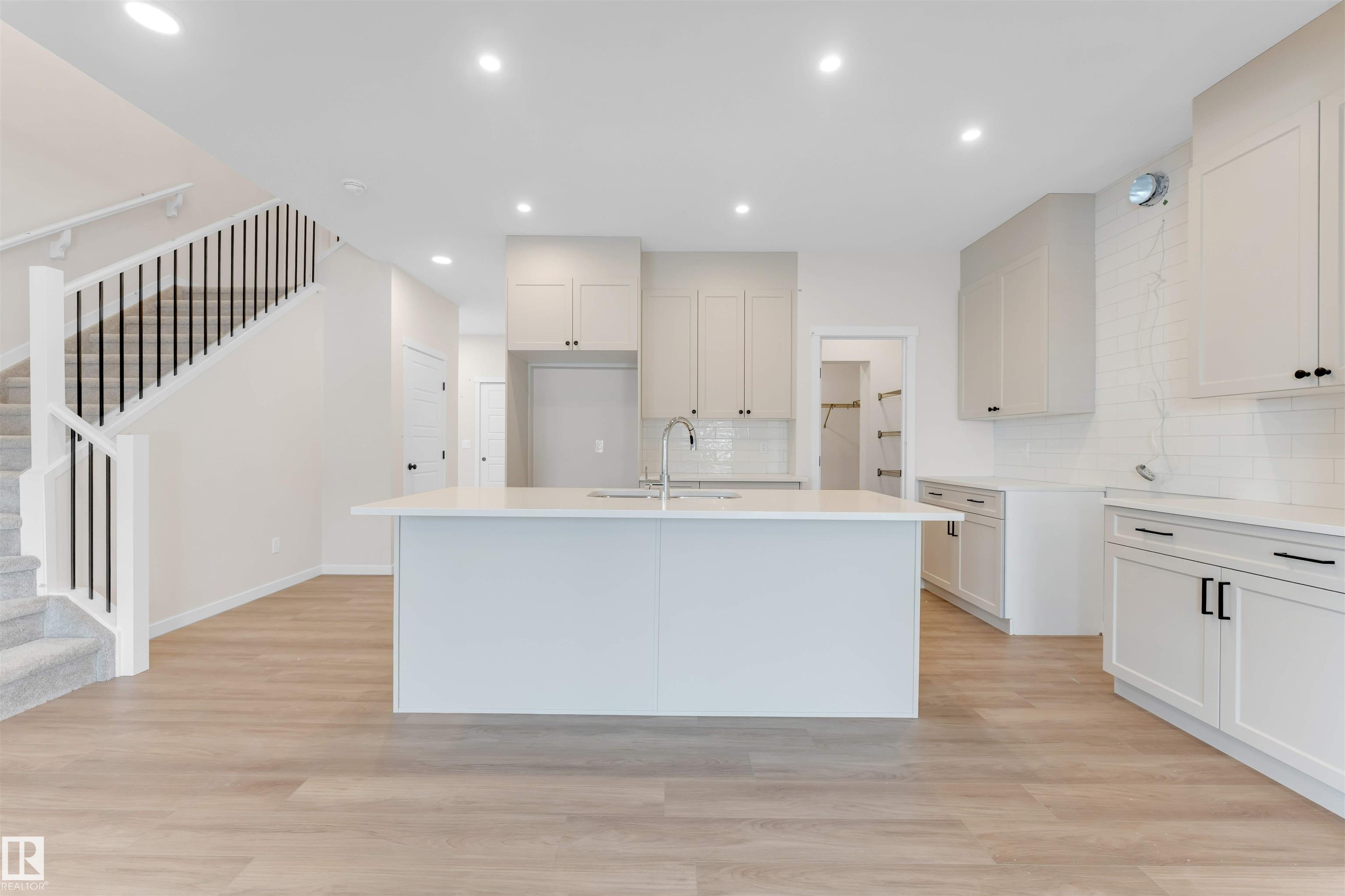 Photo 8 at 17811 7 Street NE, Marquis, Edmonton