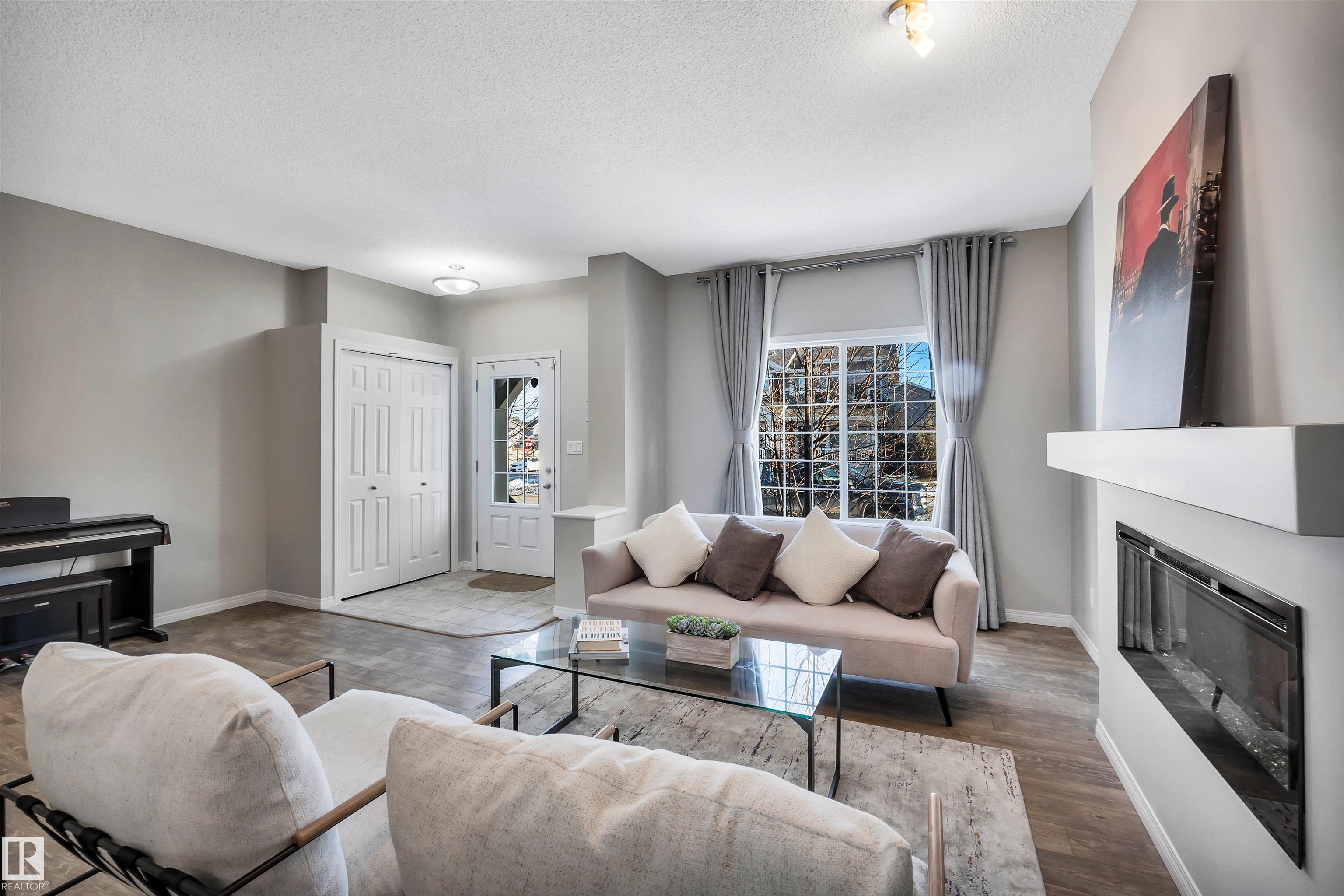 Picture for 1271 CHAPPELLE BV SW