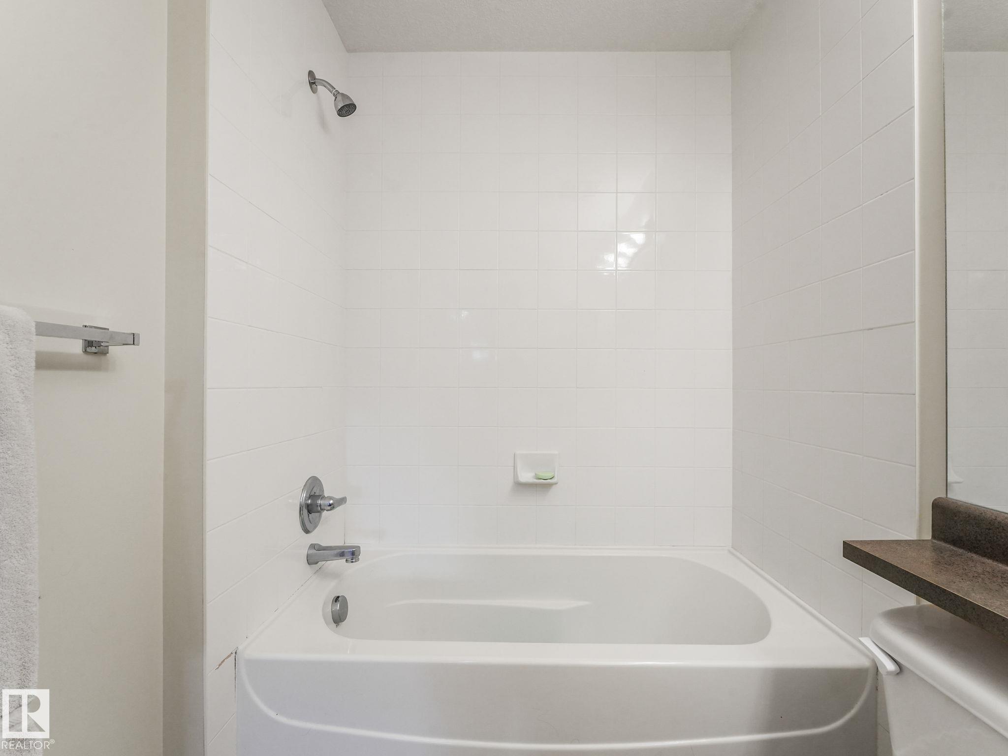 Photo 30 at 115 - 78A Mckenney Avenue, Mission, St. Albert