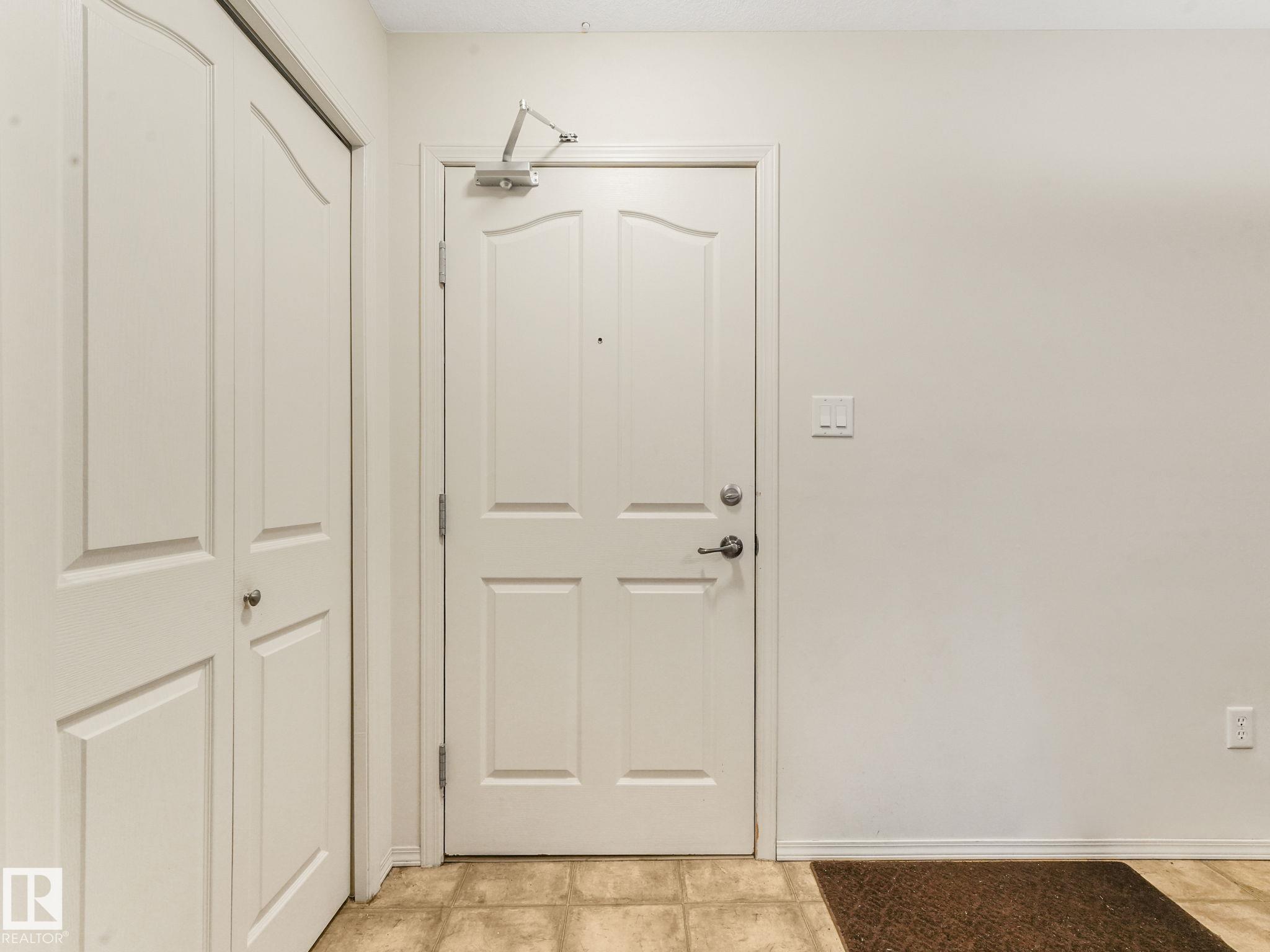 Photo 7 at 115 - 78A Mckenney Avenue, Mission, St. Albert